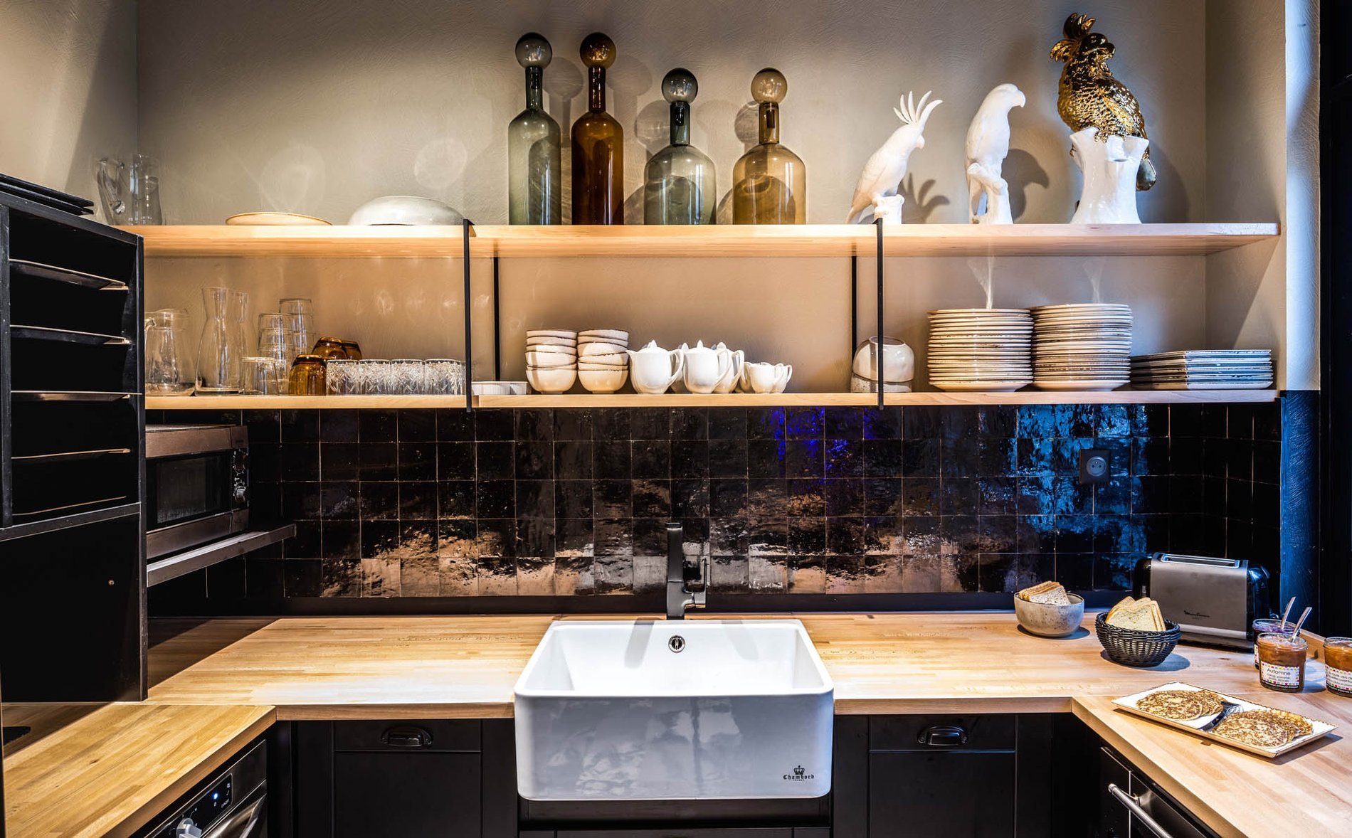 c8b5d79b-891a-4324-a820-49bda84ed871