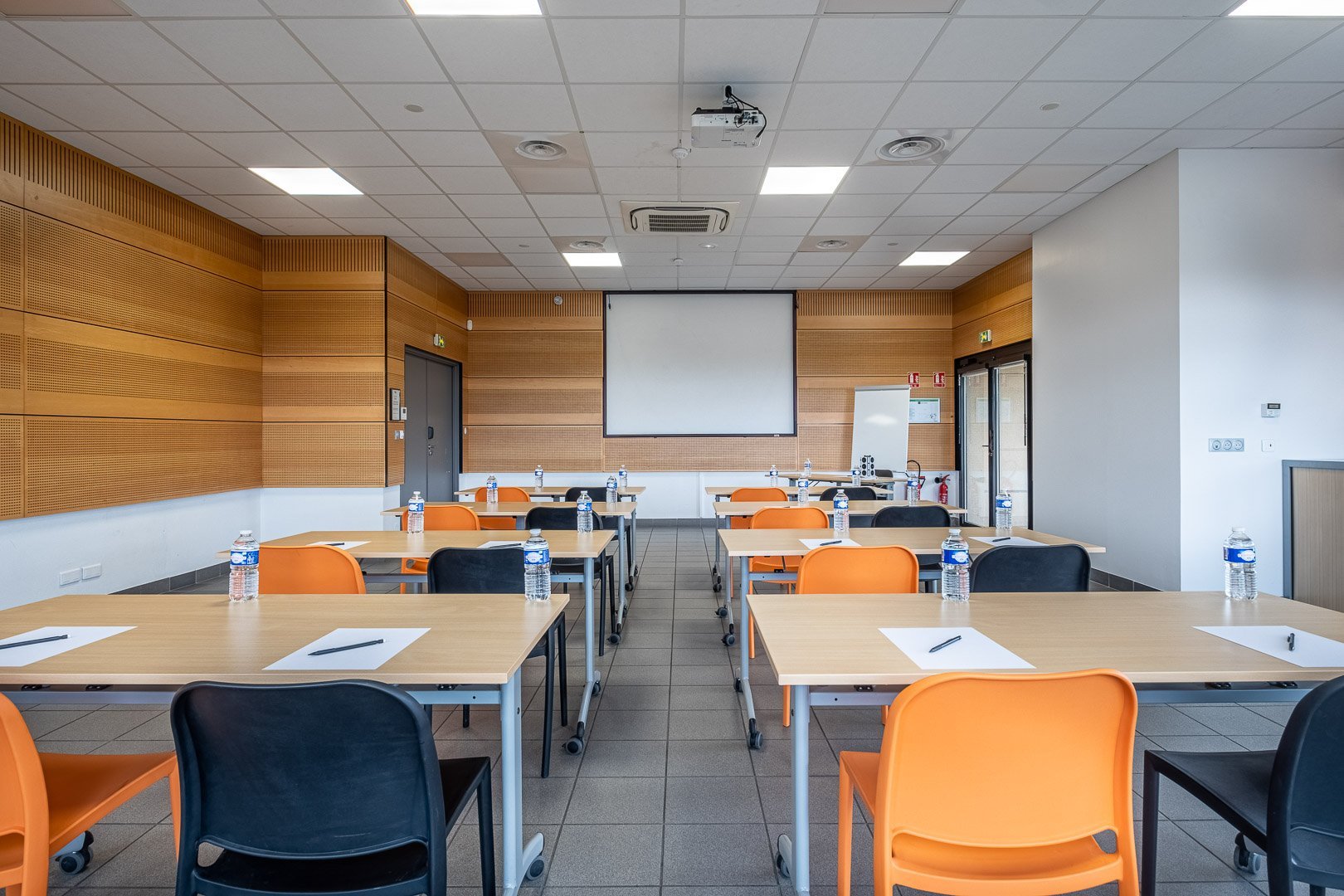 Break Hotel Vierzon | Kenya | Small meeting