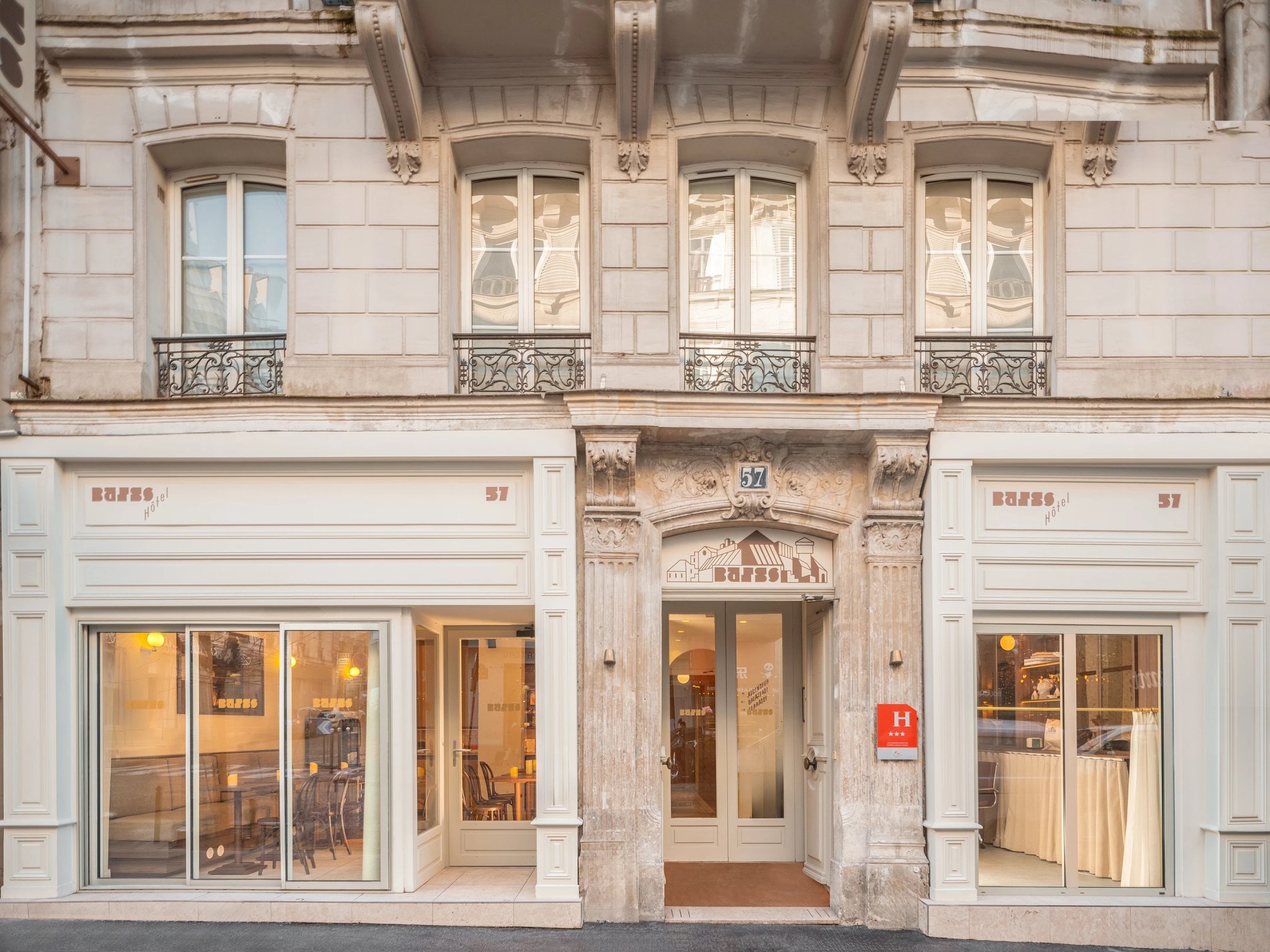 HOTEL BASSS - MONTMARTRE