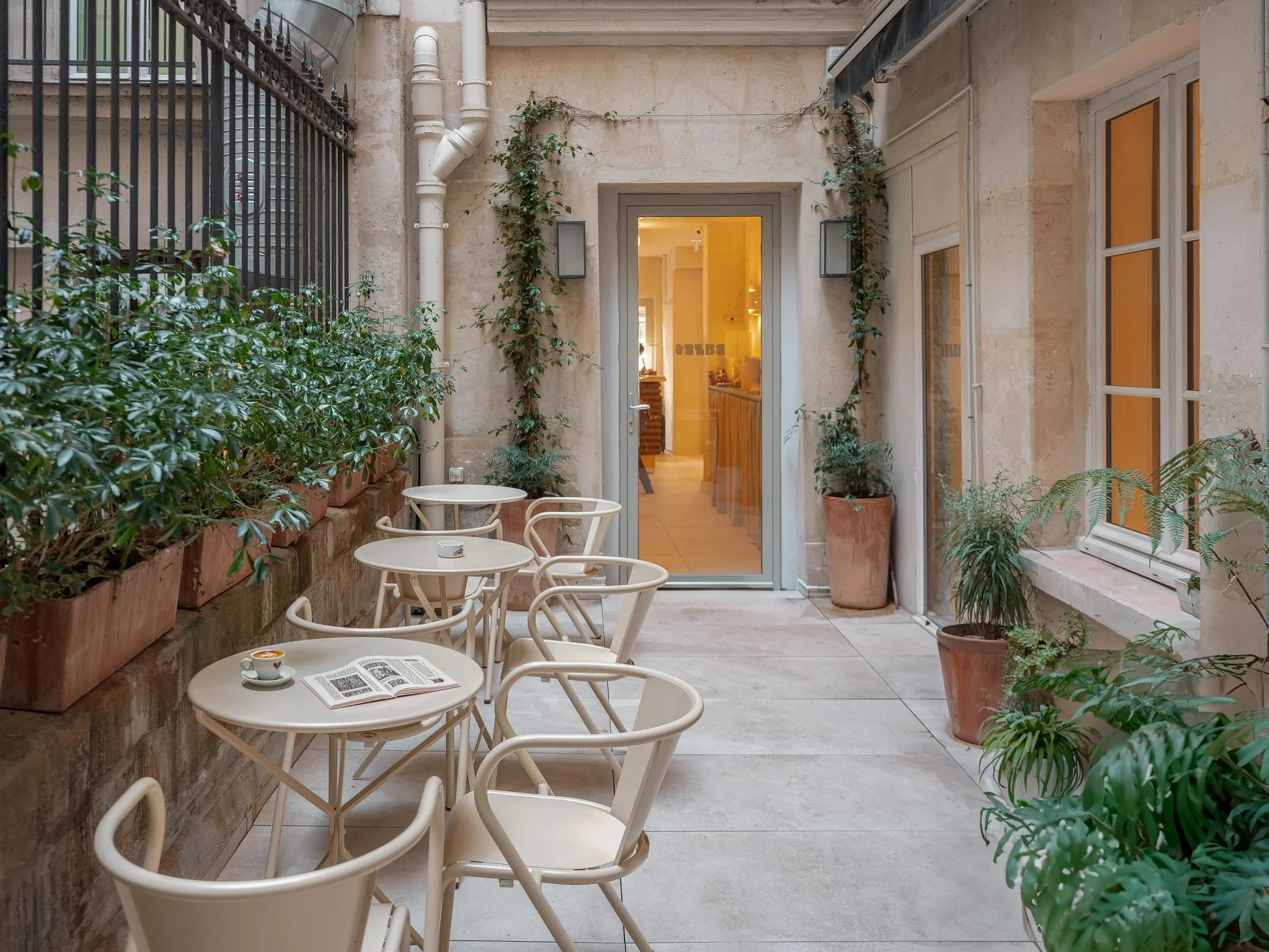 Hotel BASSS Montmartre - Terrace