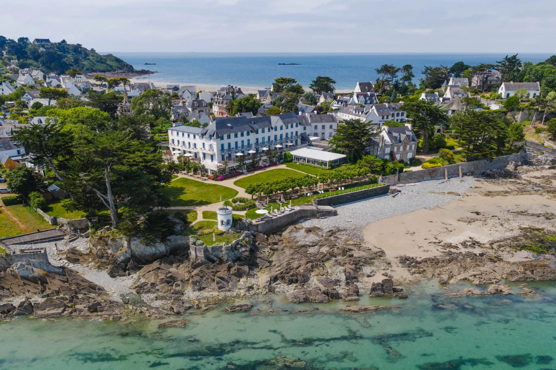 Grand Hôtel des Bains, hôtel 4 étoiles en bord de mer à Locquirec en Bretagne