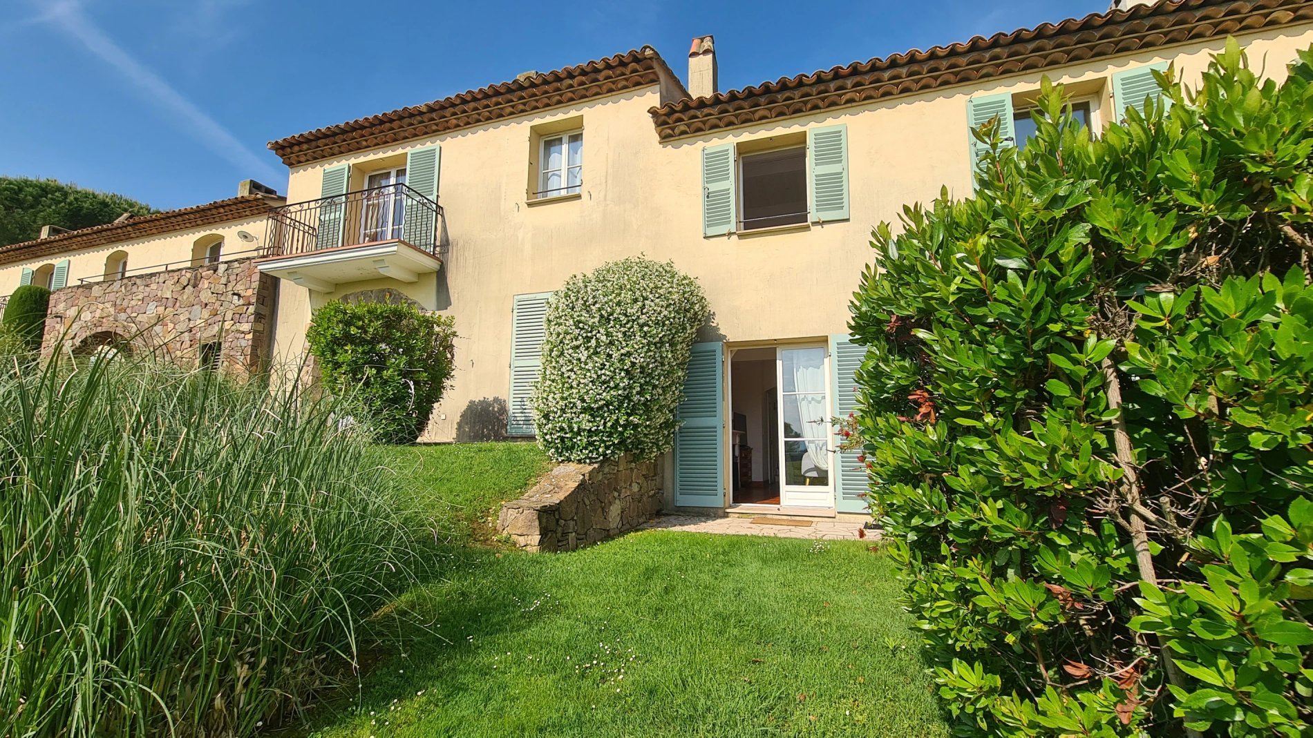 cb0e8069-0f52-46d8-9608-cfc8e323bc34