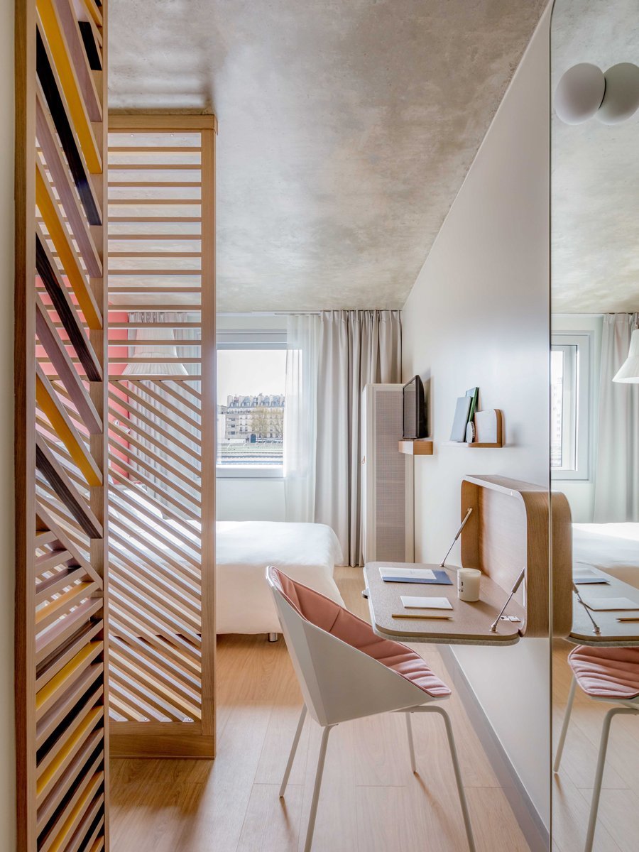 cb4ef578-9a43-4b56-bba7-8d5ad2e732f8