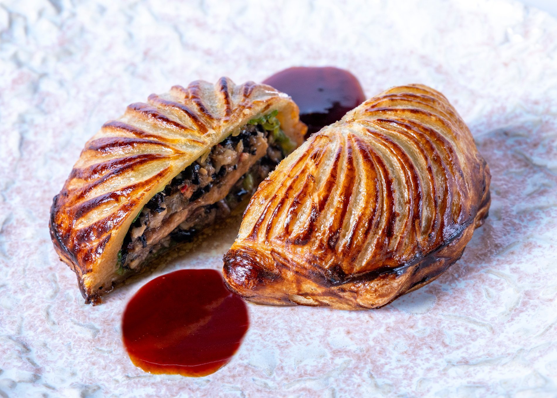 cba37370-afe1-4df1-a3b8-33520ea4a058