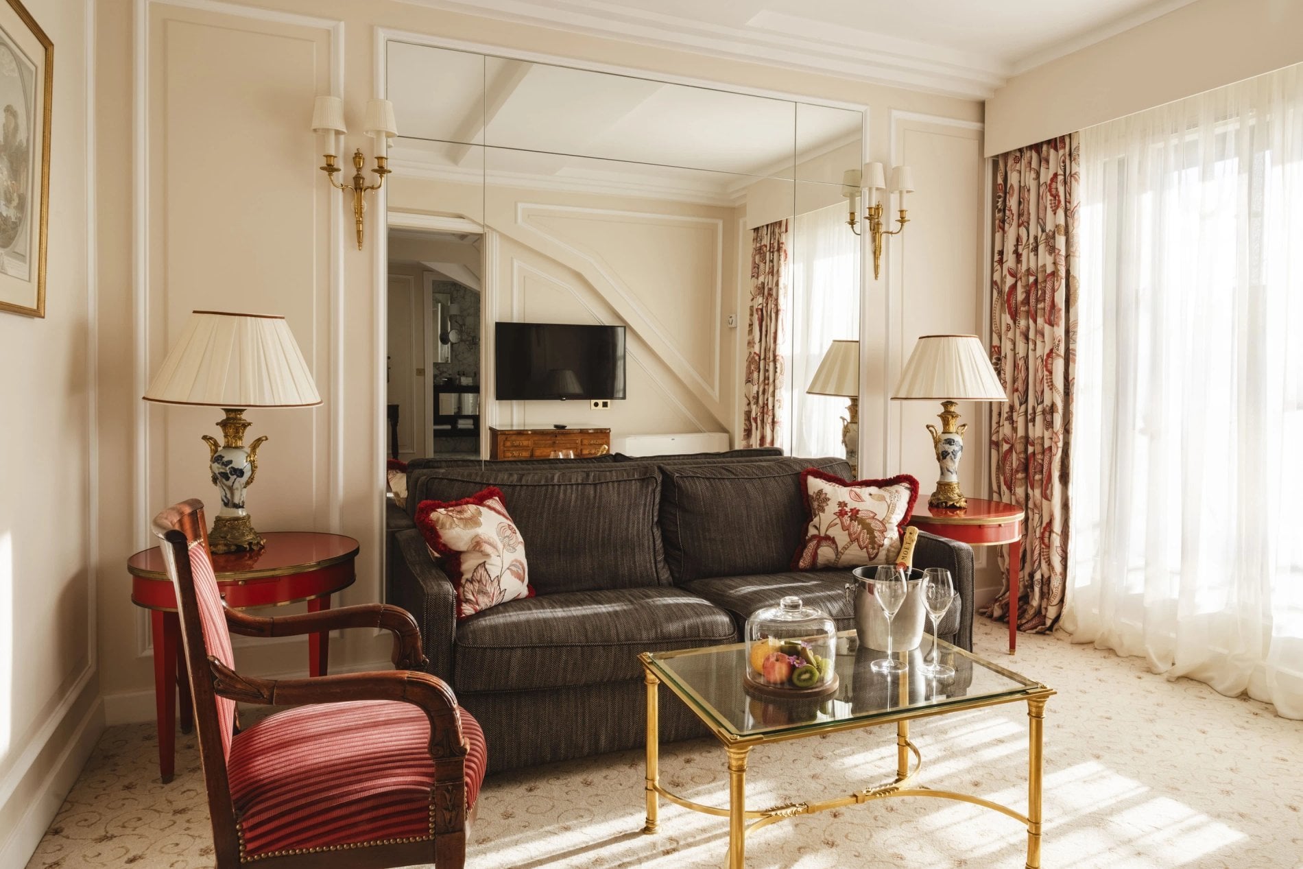 cbb9542c-9d6e-4553-9a32-a7ae14616b35