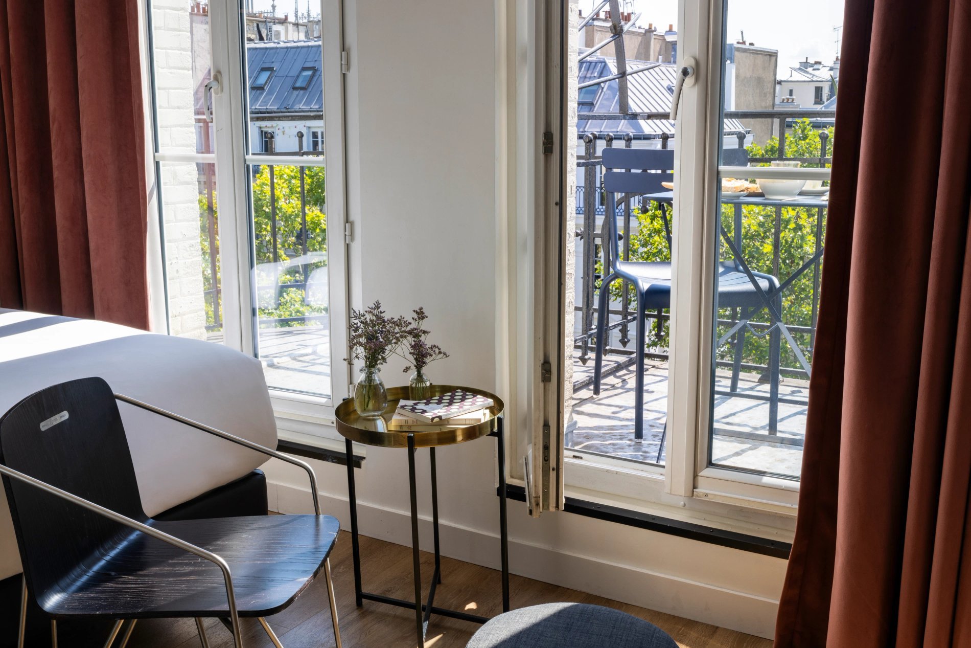 Hotel Brady Superior Room Balcony