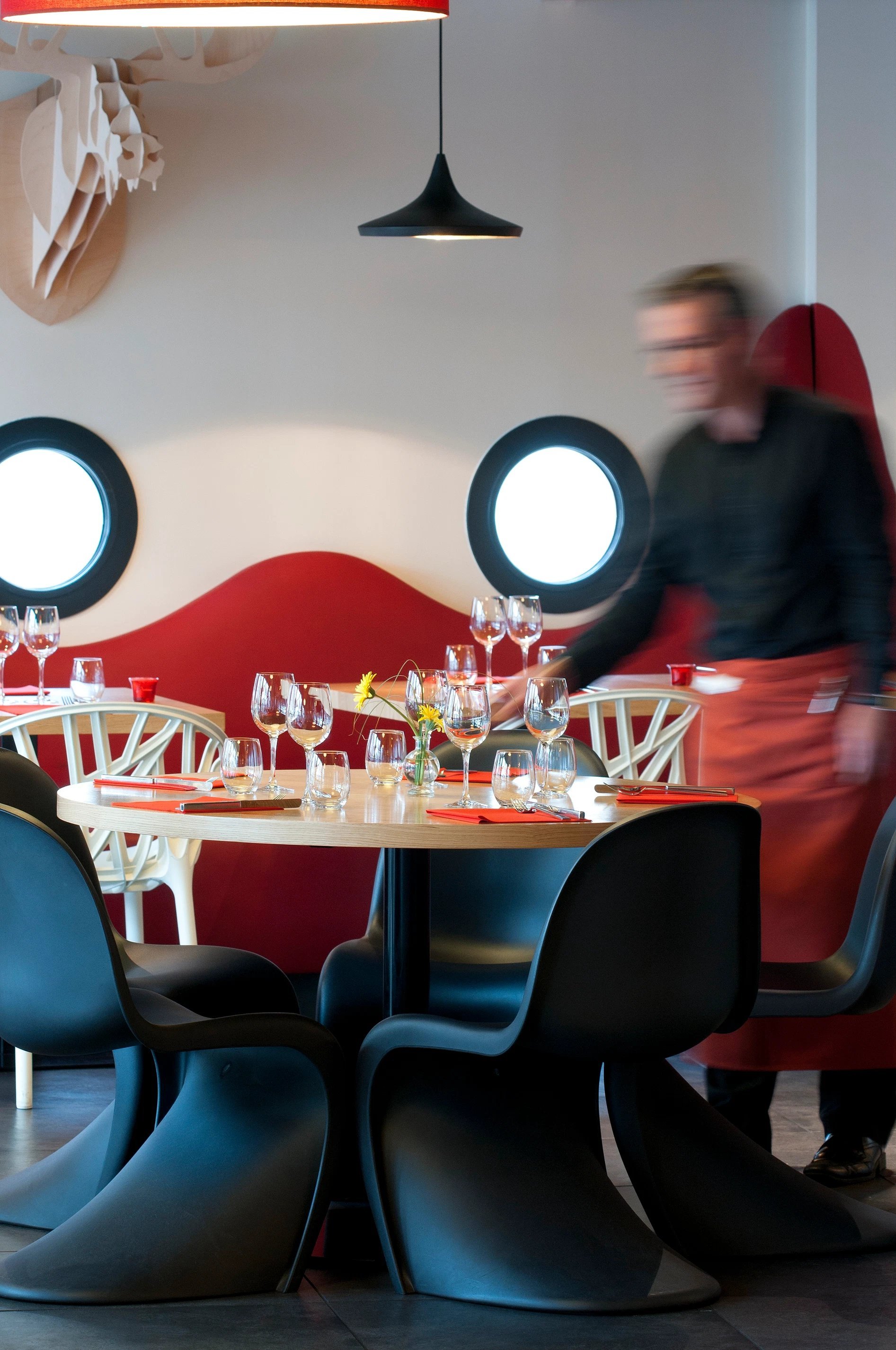 cd878b93-a82e-4e27-982b-370dda27f374