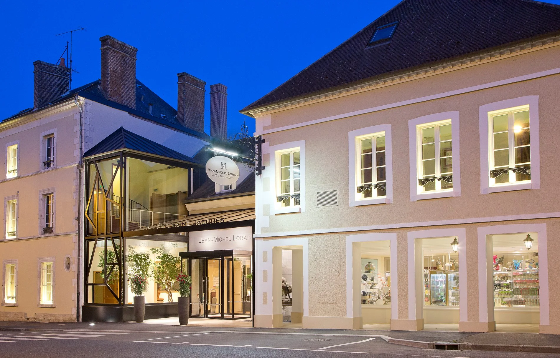 La boutique gourmande de la Côte Saint Jacques vous propose ses délices et arts de la table