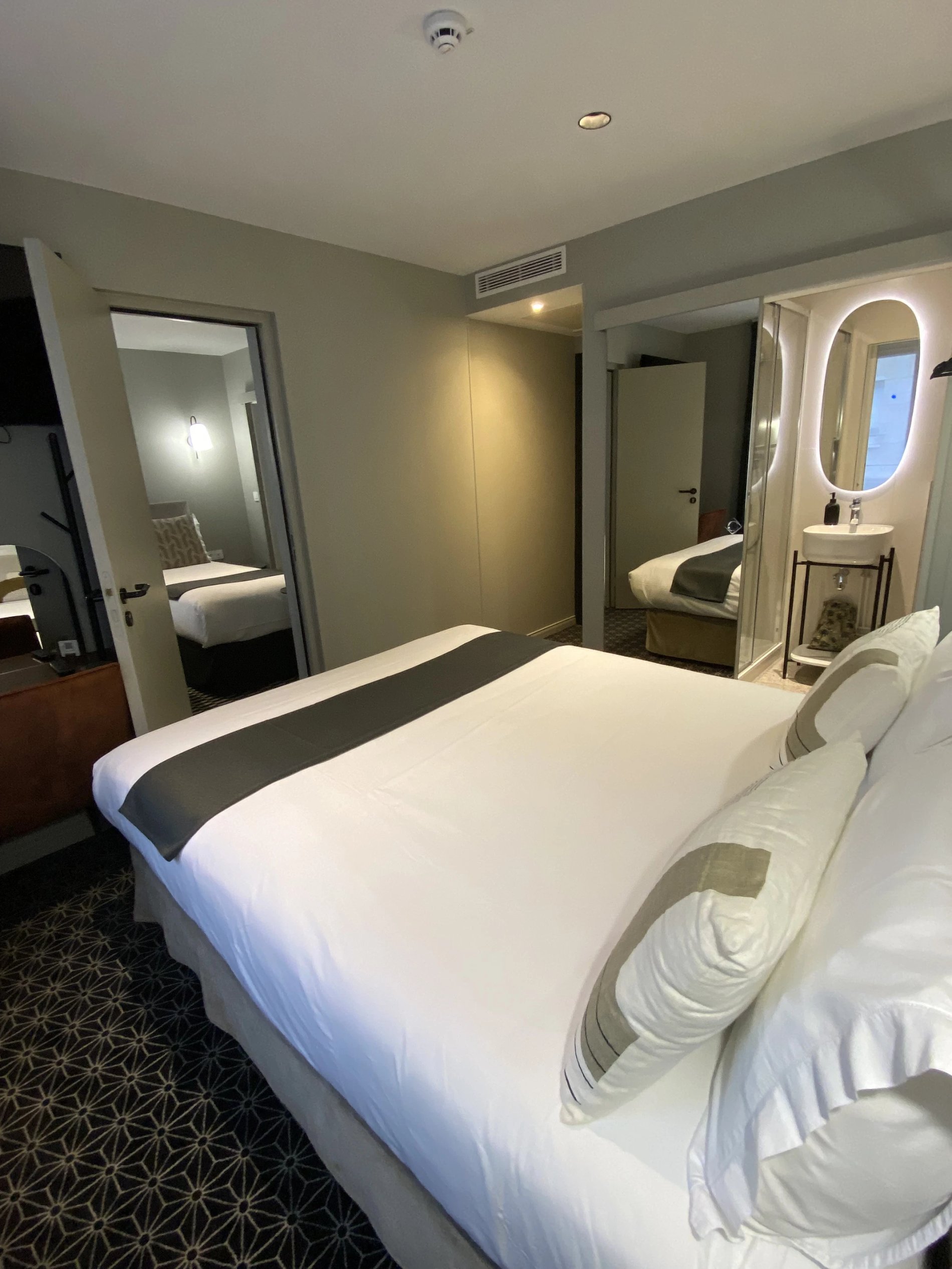 cf2072ac-3077-4db3-8ff7-4124efb4150f