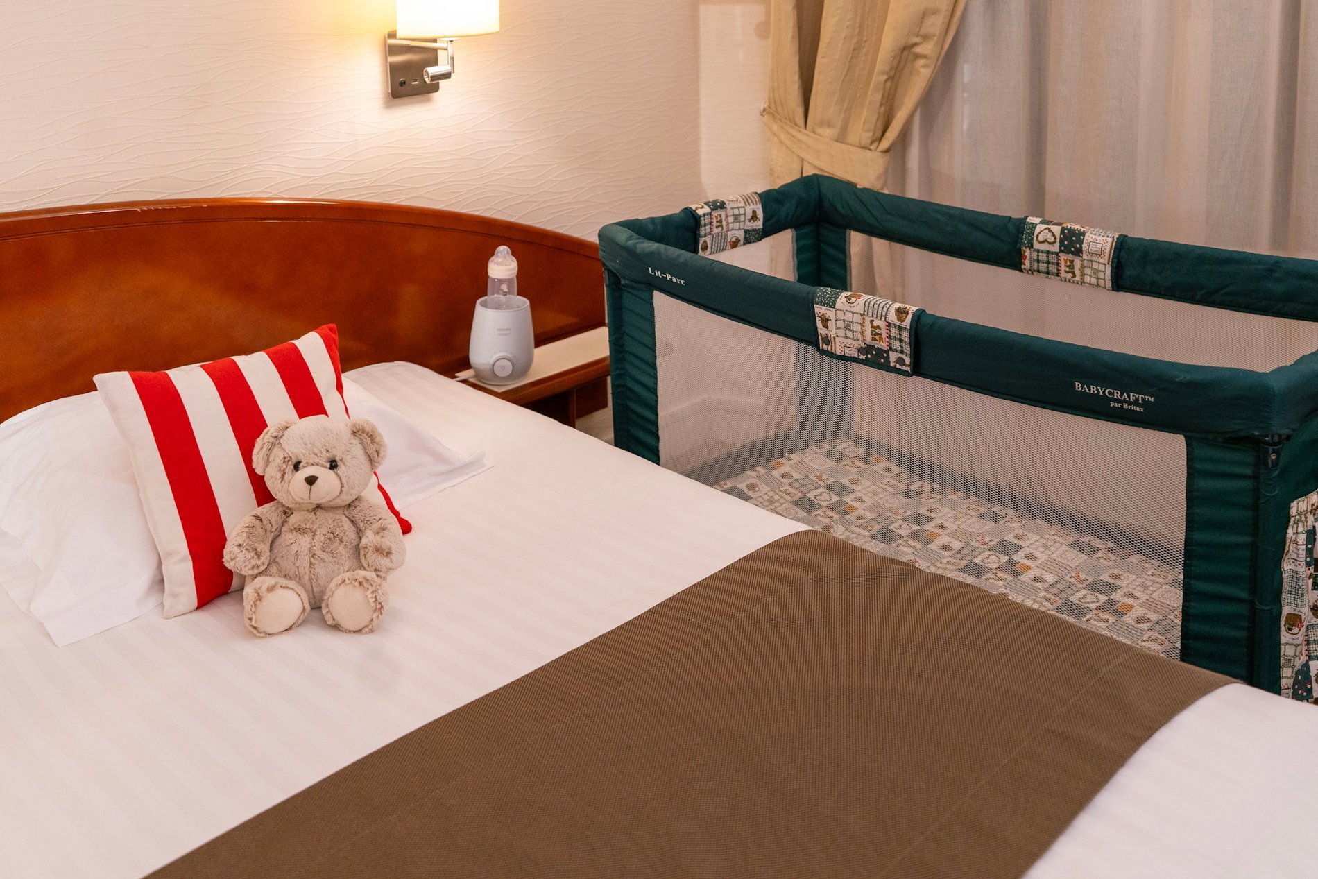 cfd48979-460f-4ccb-9cdd-d9d8e26c58c6