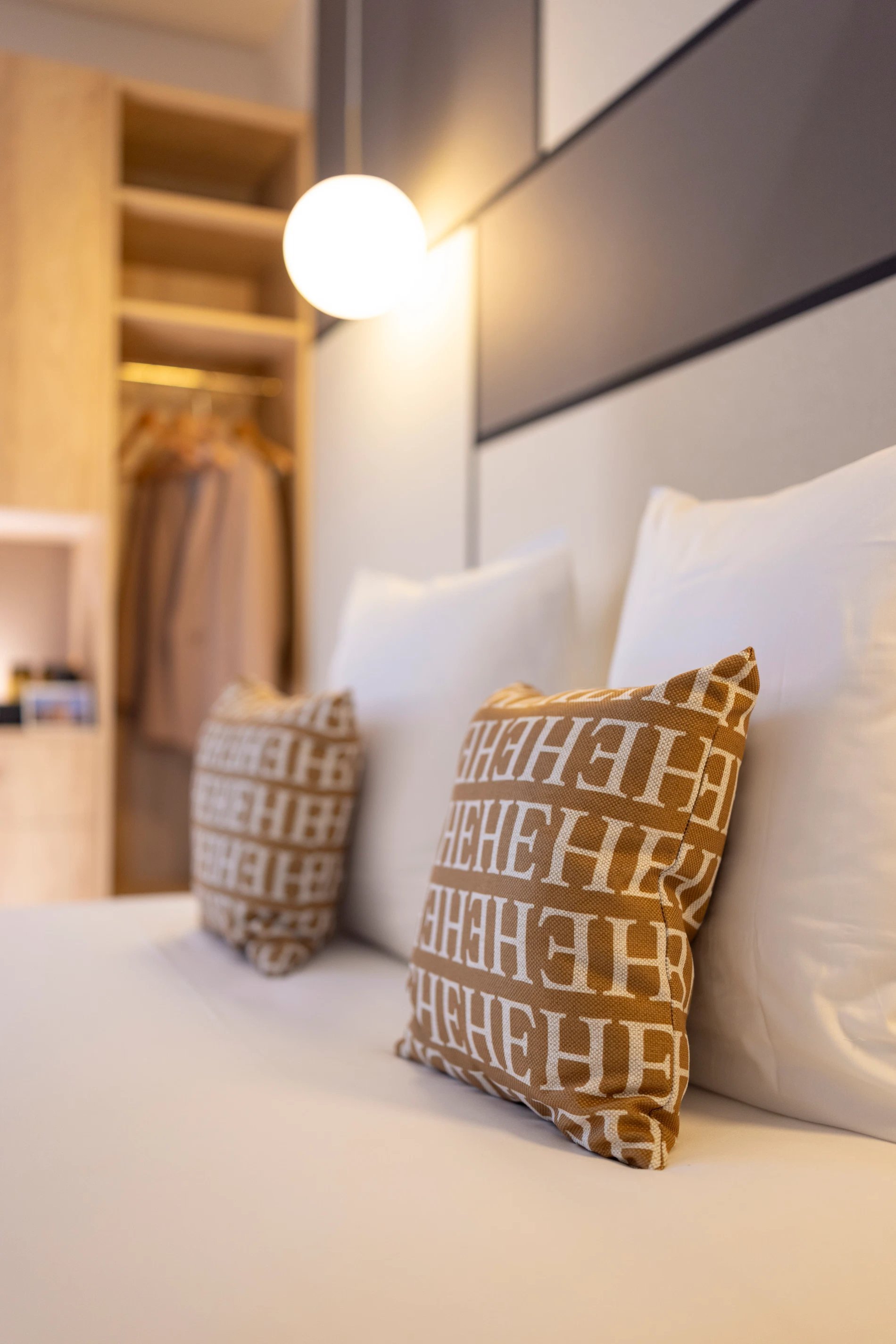 cfd6ea89-9dcd-41ff-b908-8af9b1ee3916