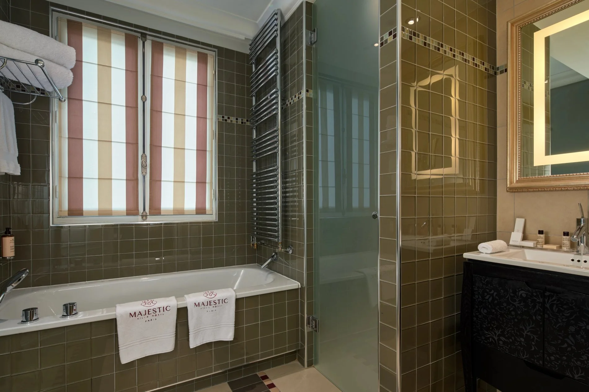 Majestic Hotel - SPA Champs-Elysées Terrace Suite