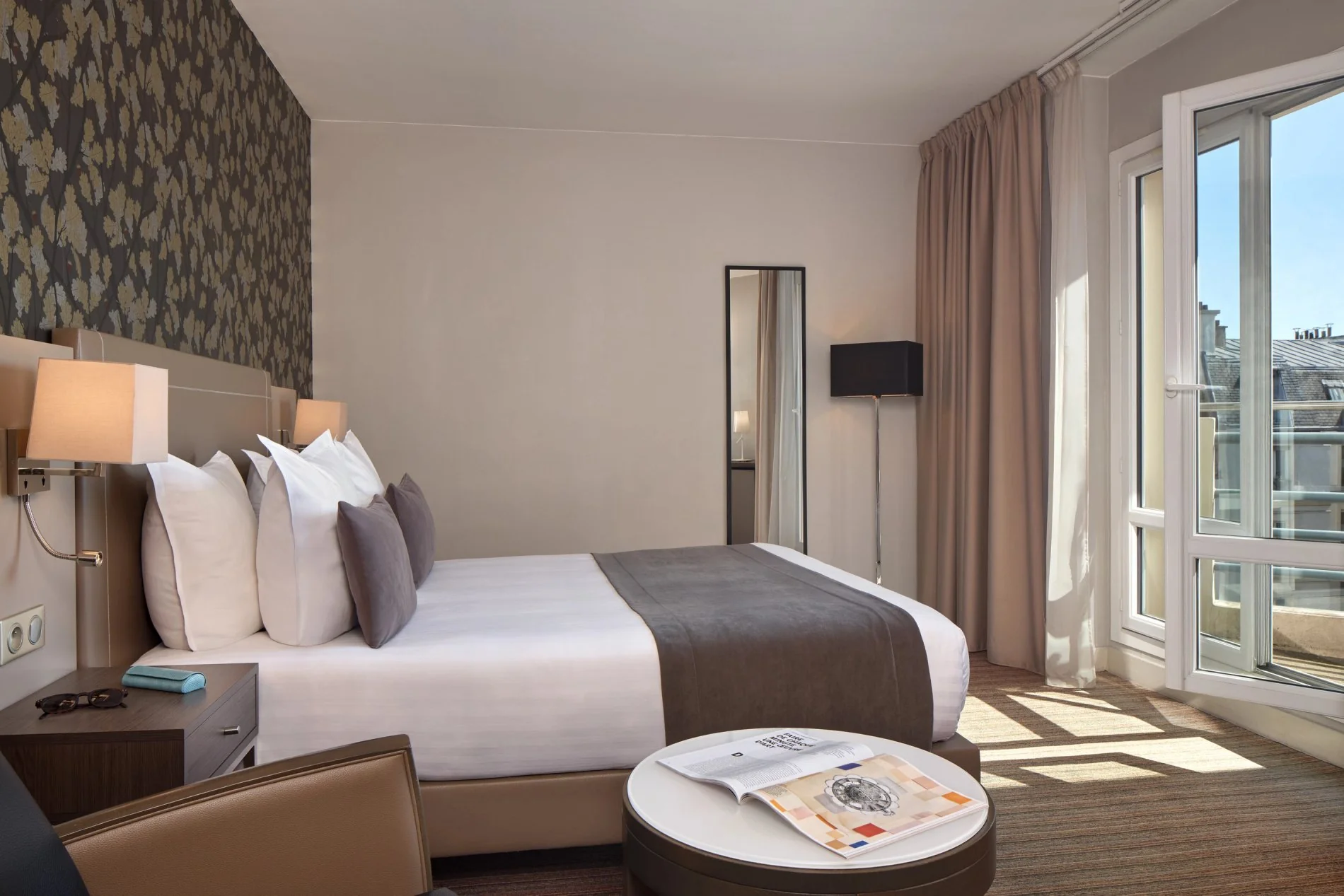 Chambre Supérieure double balcon au Timhotel Opéra Blanche Fontaine