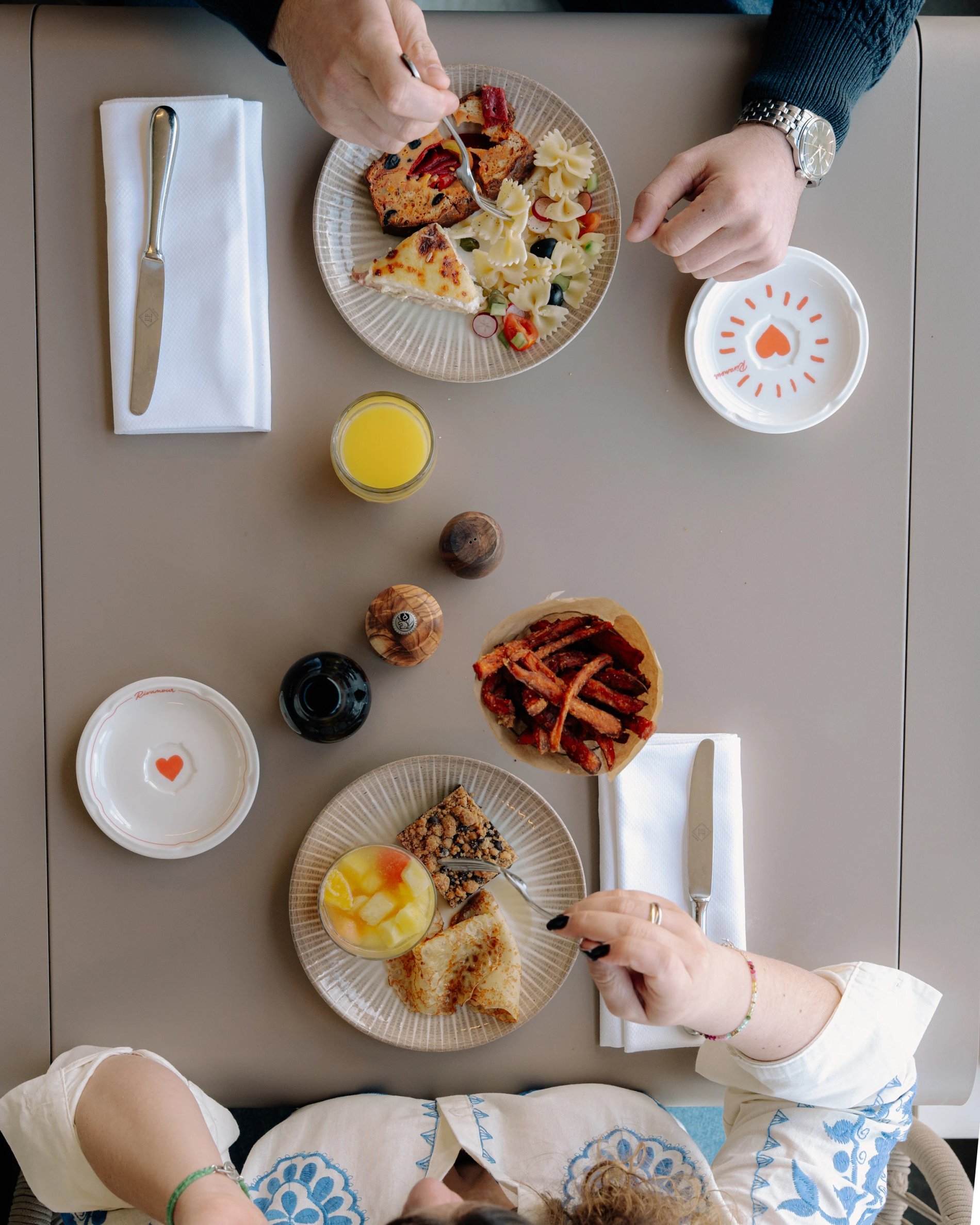 d2e2584c-c88e-4602-a755-b8593a7b7f55