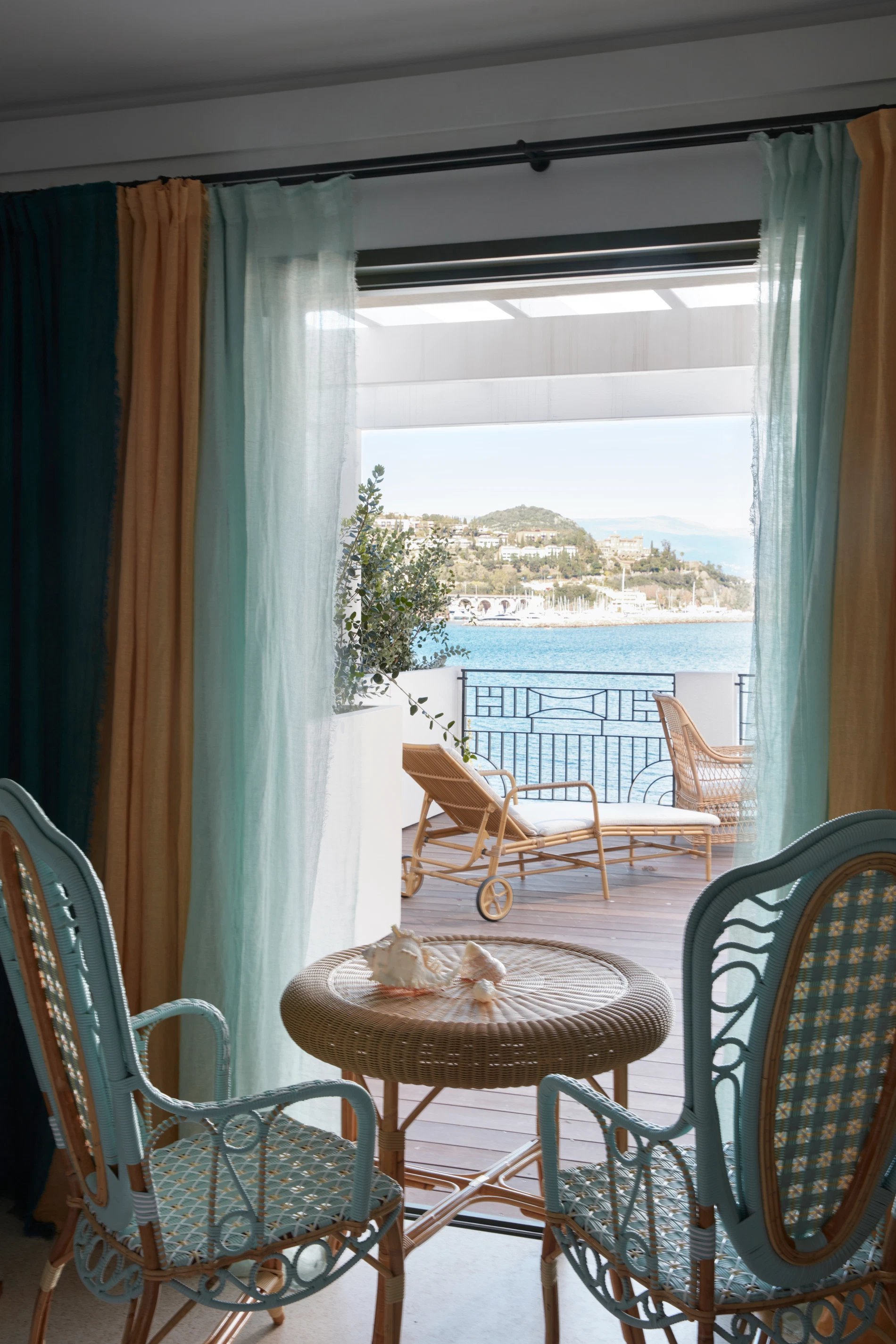 d339d9ed-540d-448f-887a-bd3da6c3b323