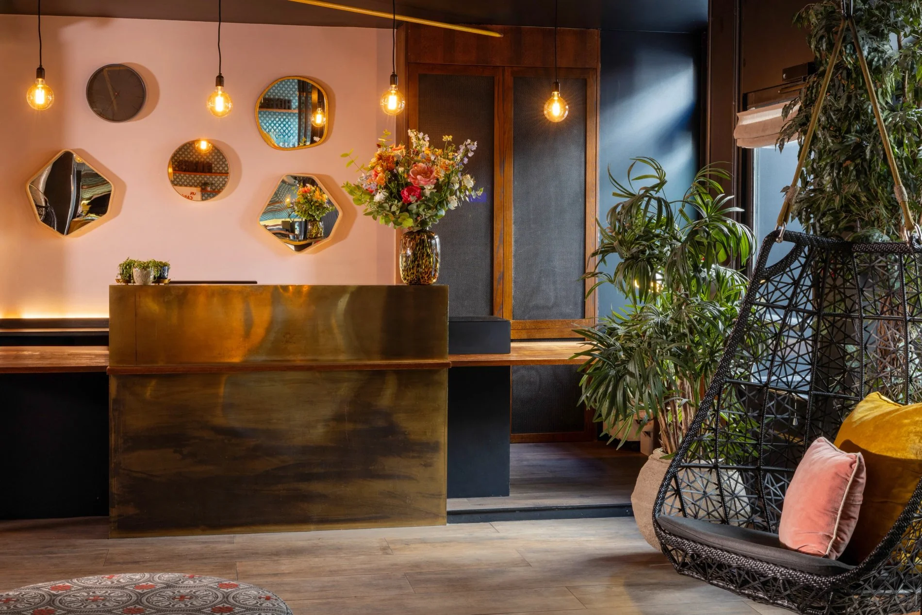 Hôtel Maxim Folies Réception Lobby