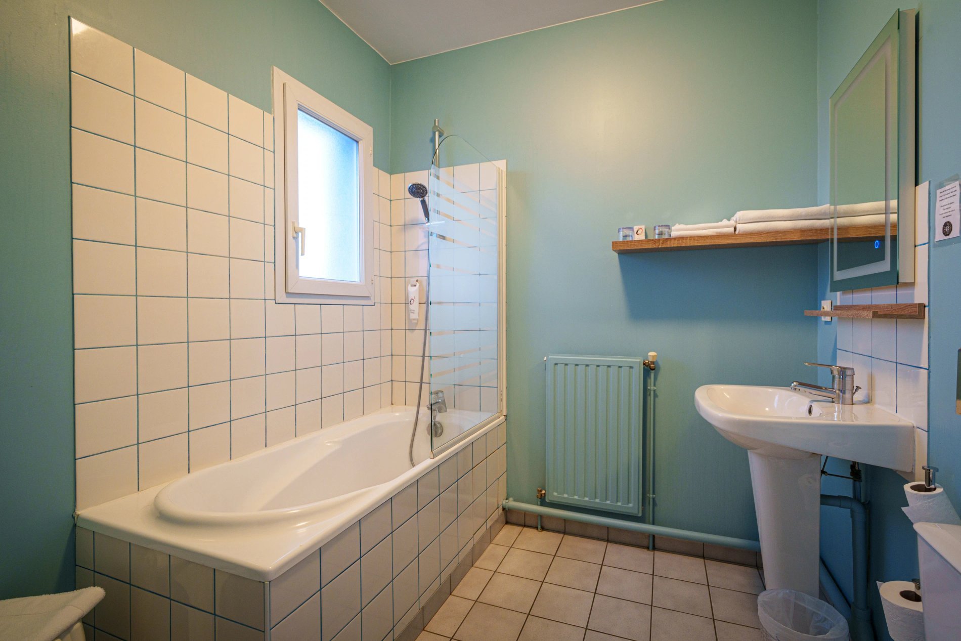 d361f2aa-d4dd-4111-ab4f-632d8fc2a5f8