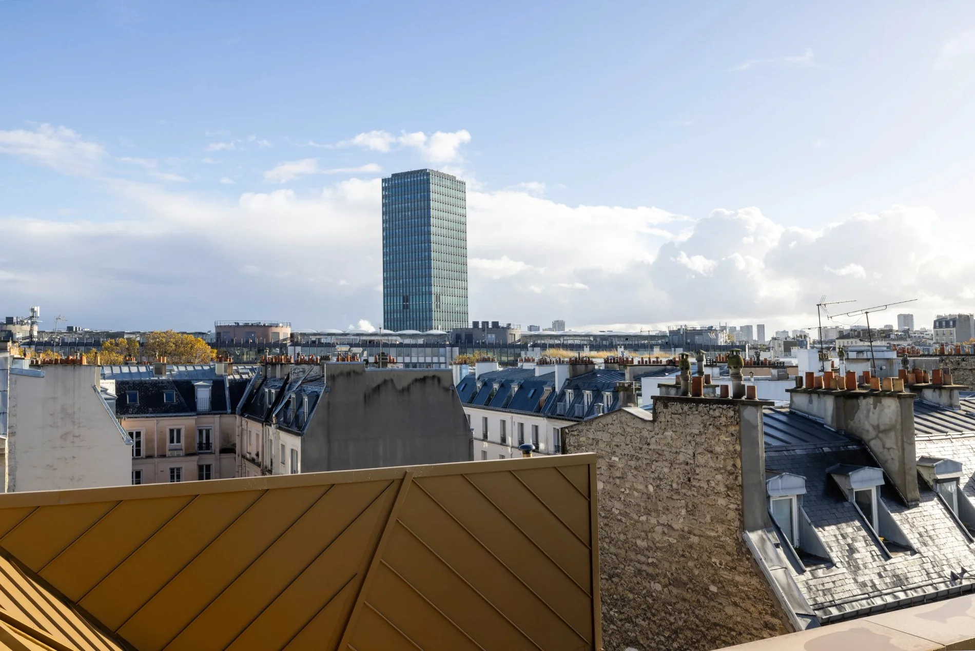 Hôtel Pilgrim Extérieur Toits de Paris