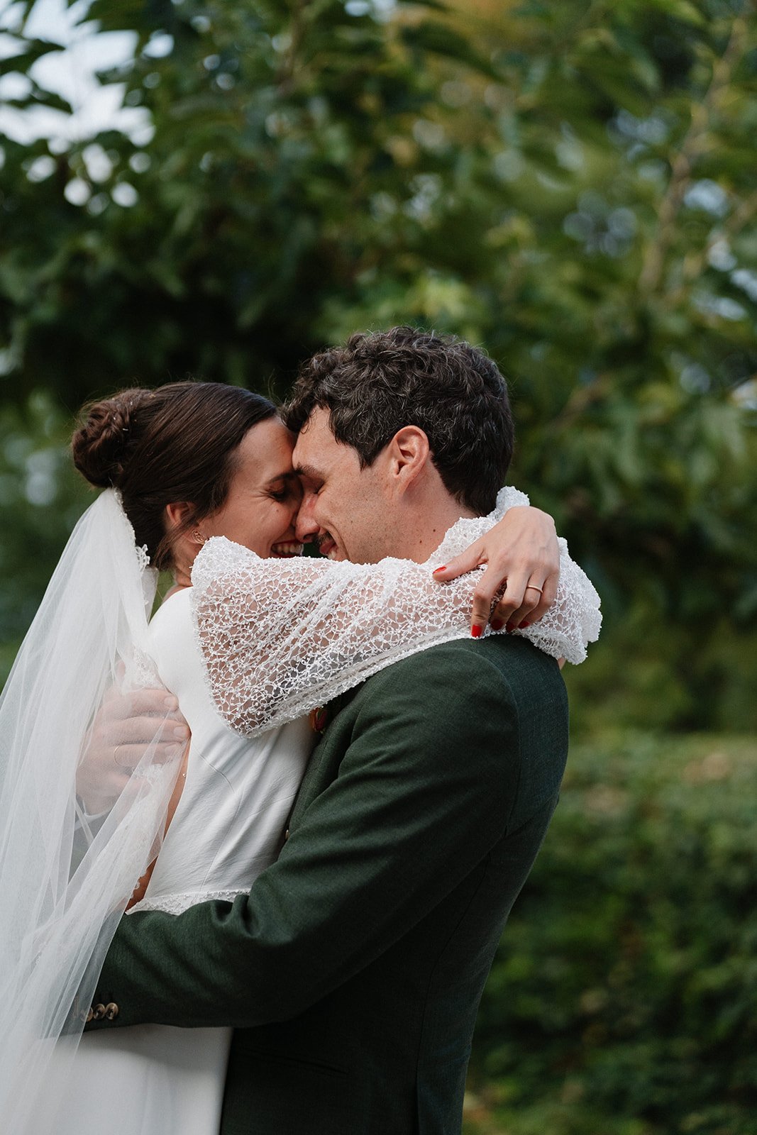 d43ff362-72a2-4899-b259-d271eb27a548