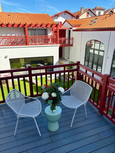 d4b7ecf7-1e9a-464e-af58-1eec15171751