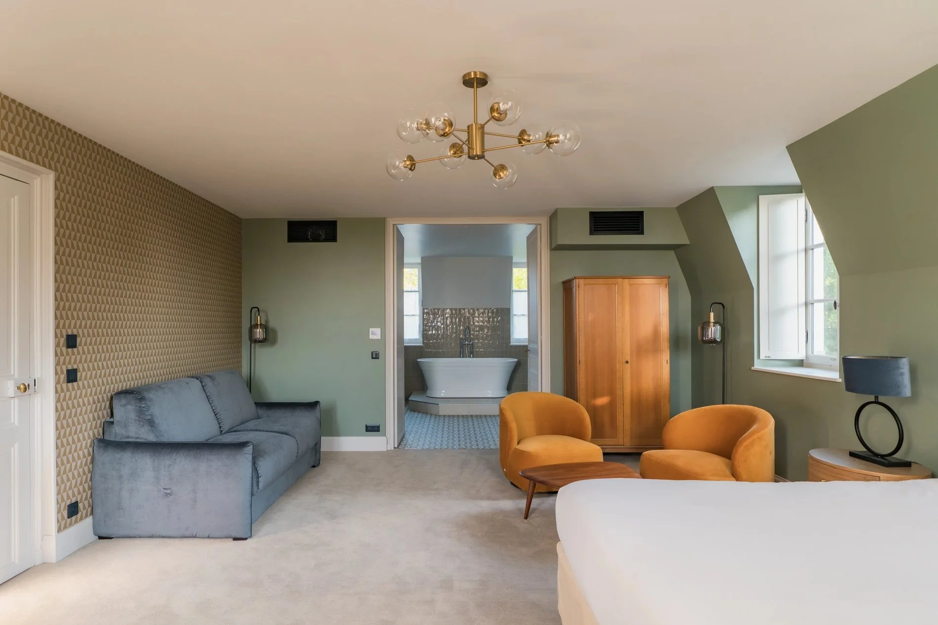 d4d72462-ae77-4d97-b73a-48f1e63339bb