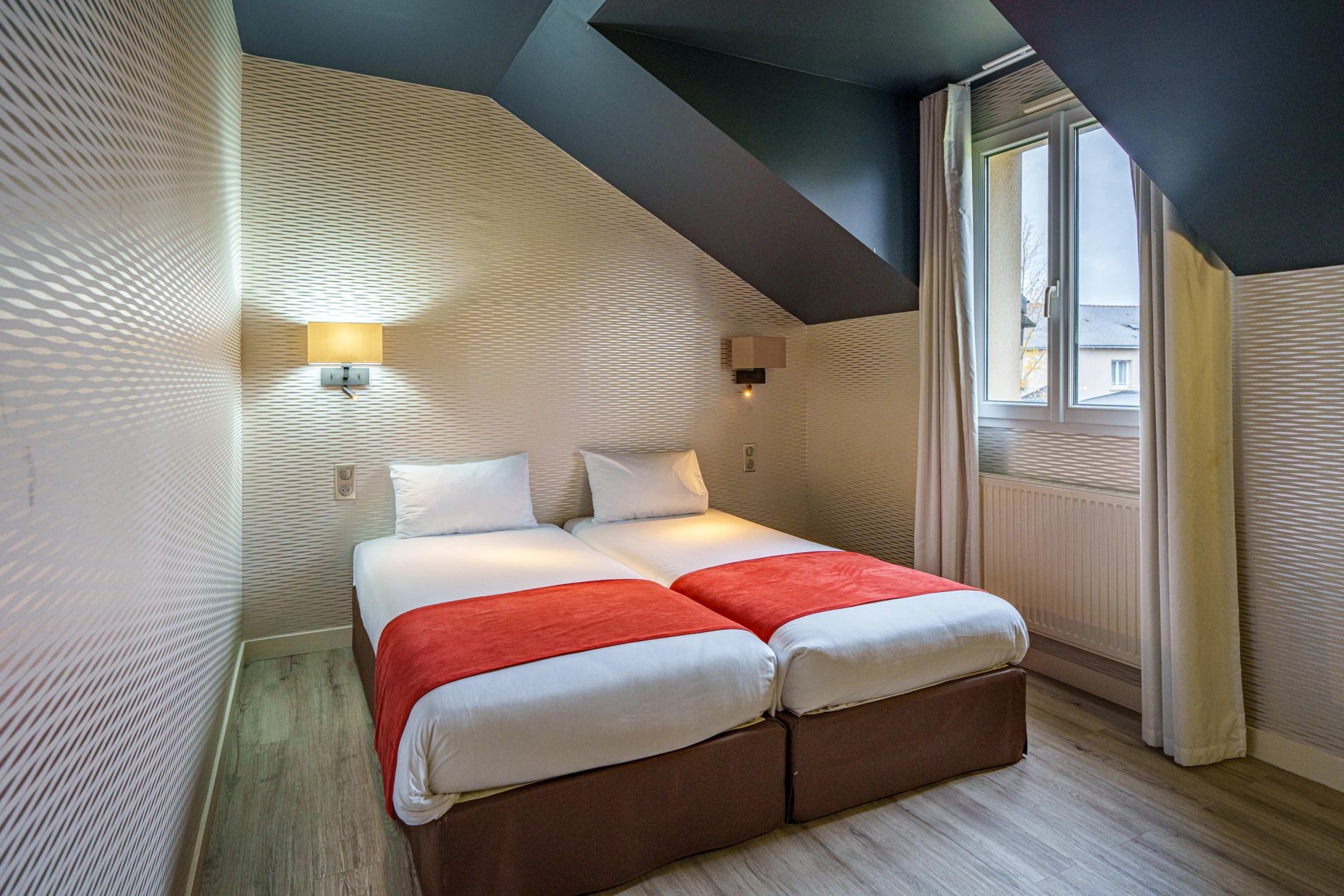 d54ca8ff-2810-4951-84ae-4dd83469d1fb