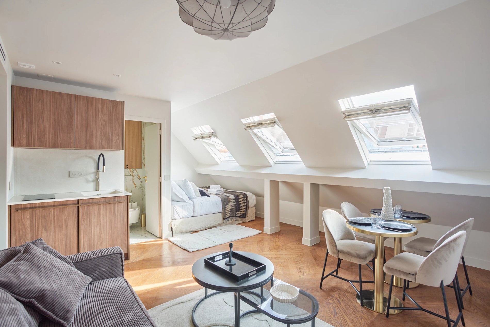 d5b64b70-7e0e-4a9b-ab8d-d6b3a0ace4d4