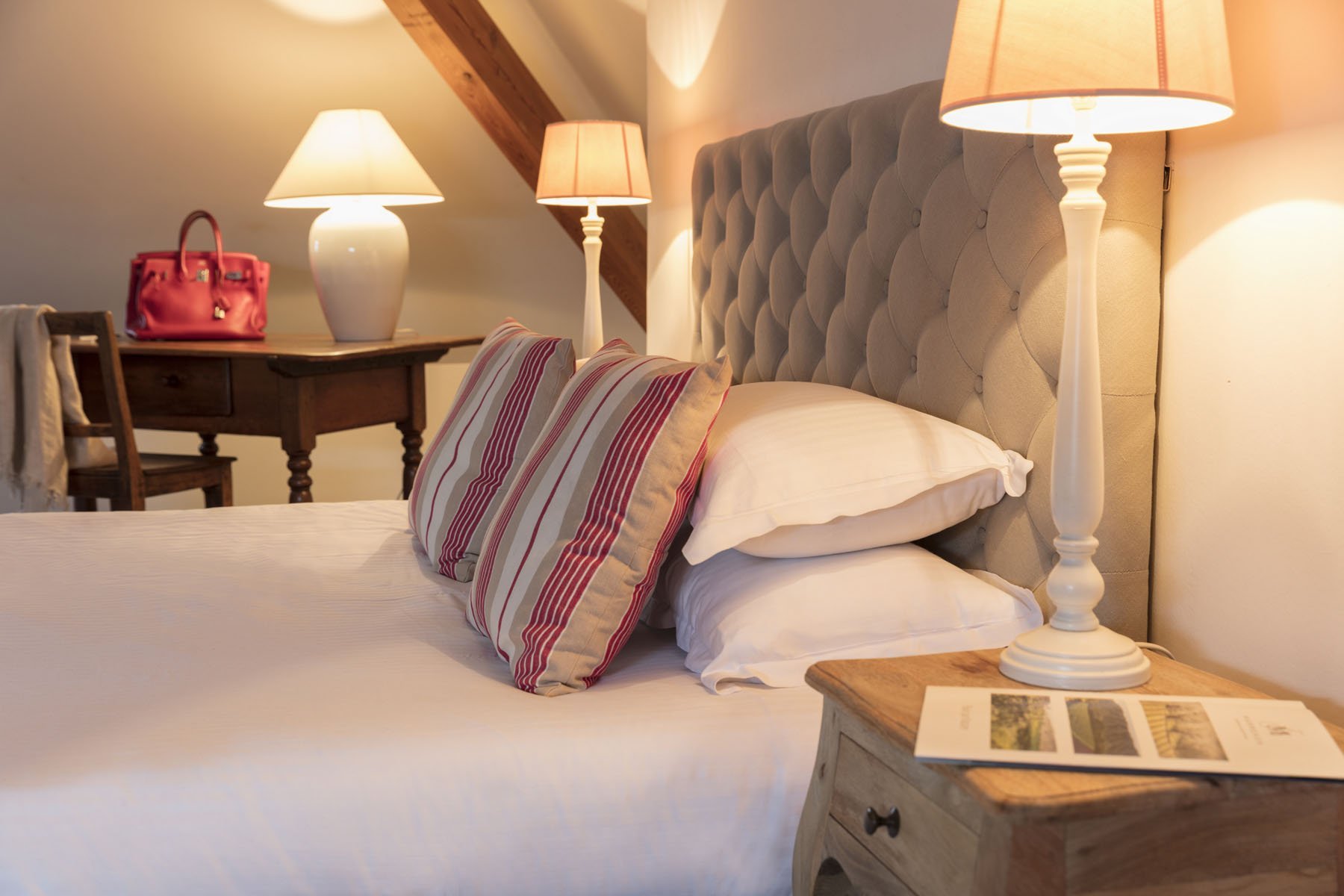 d5ff33e7-c1af-4714-be3c-66fdb98cd72b