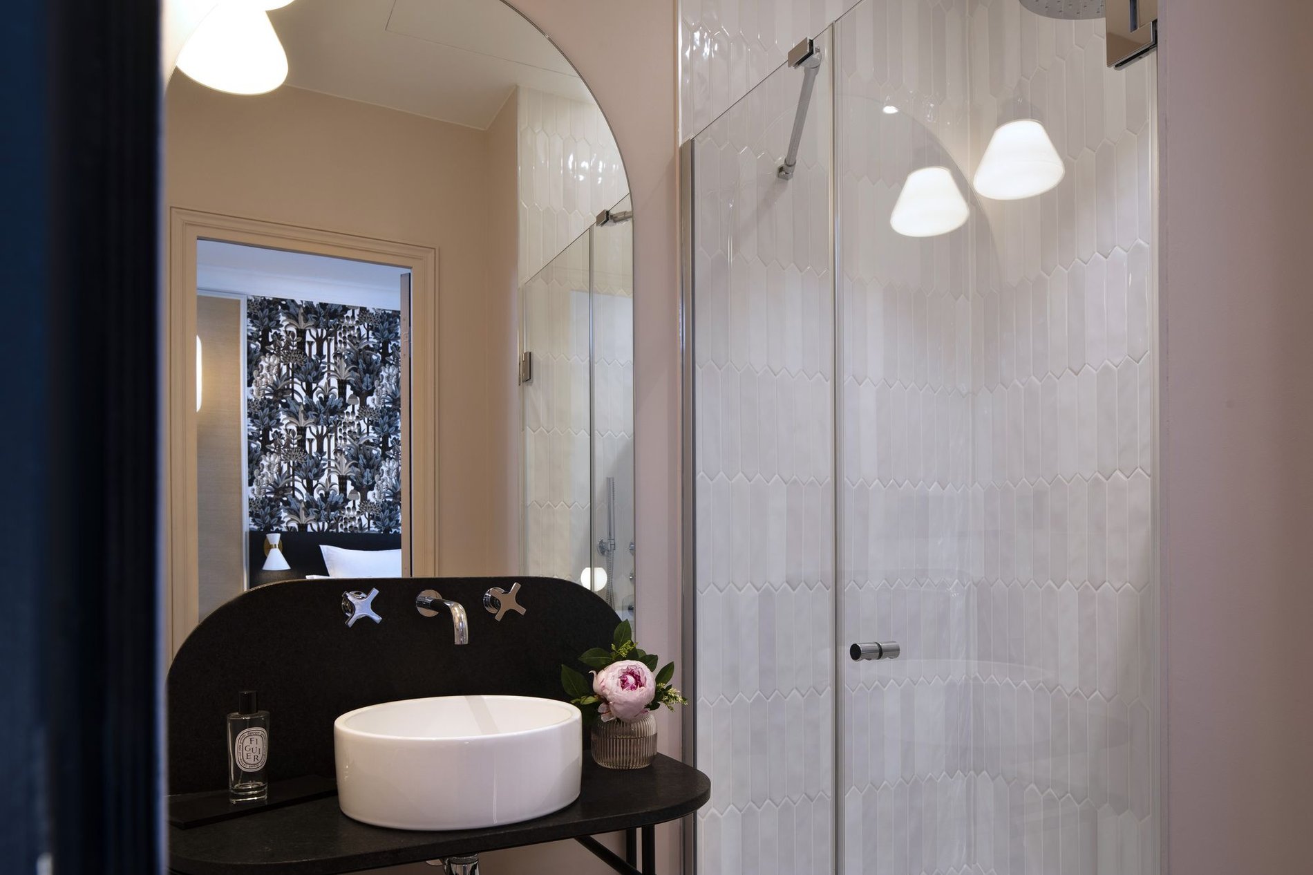 Hotel Gramont Paris, Salle-de-Bain avec grand miroir