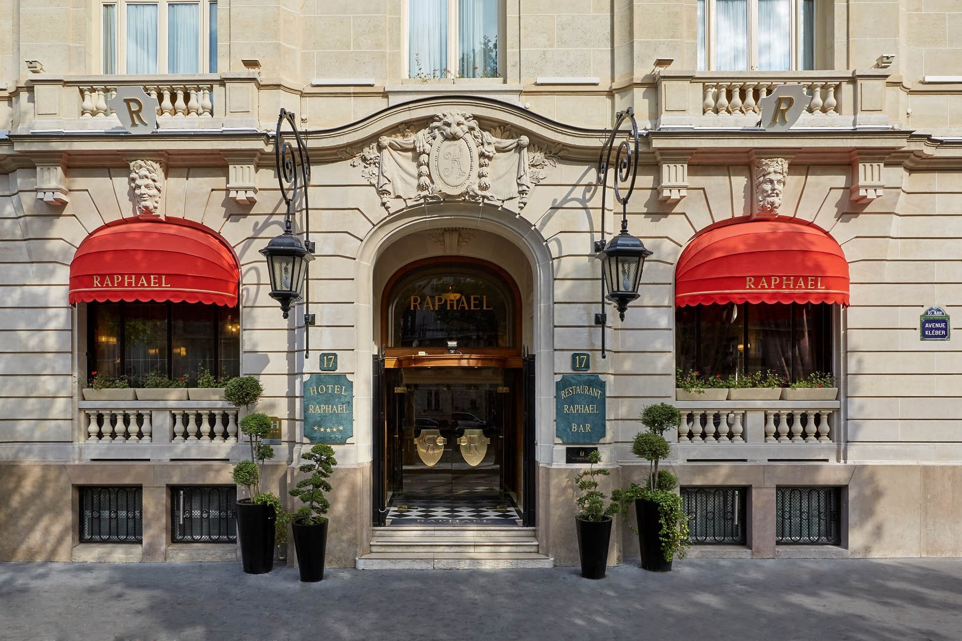 Hotel Raphaël | Hotel long stay Paris