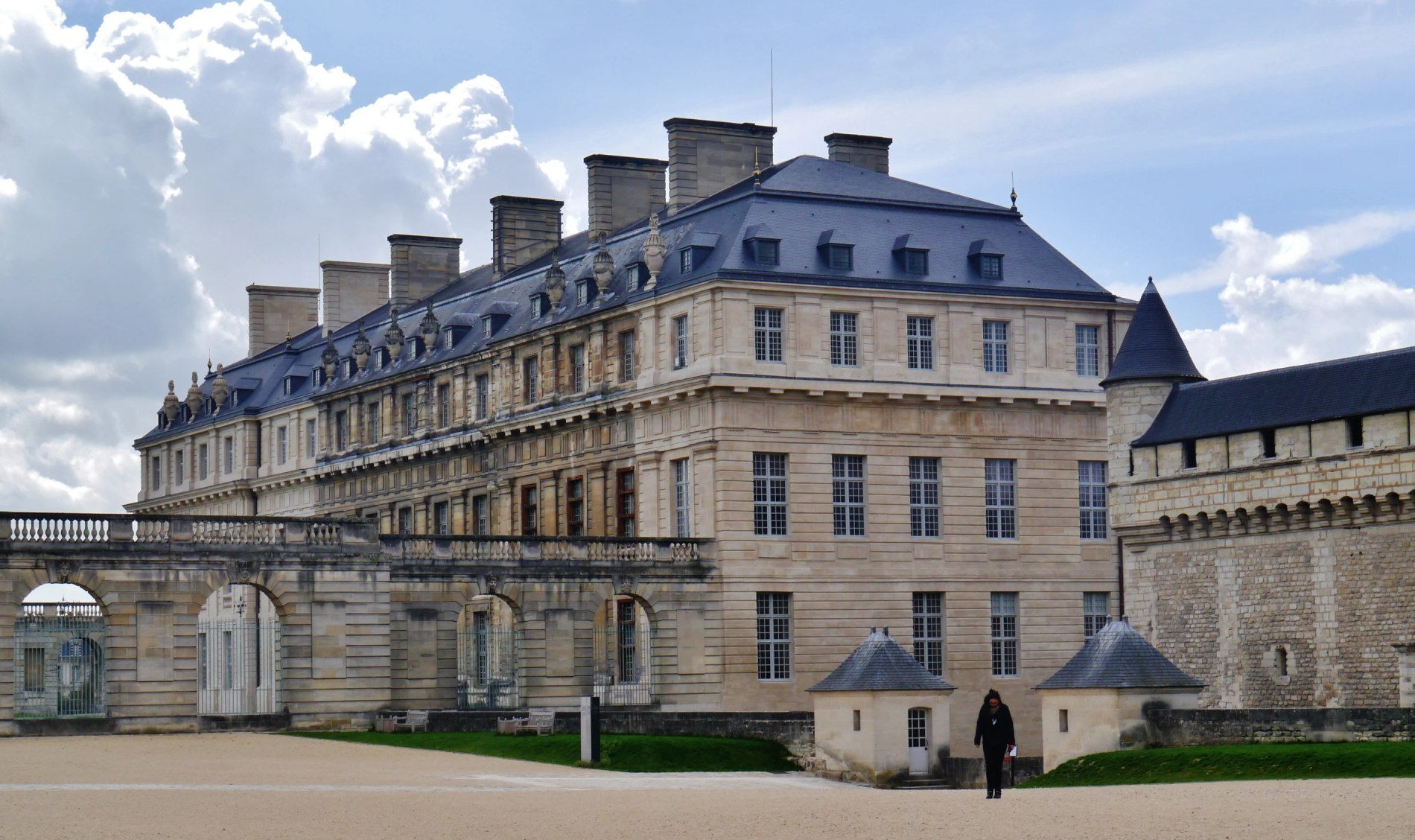 d75e5c41-7106-4088-8780-be8f221a8a1a