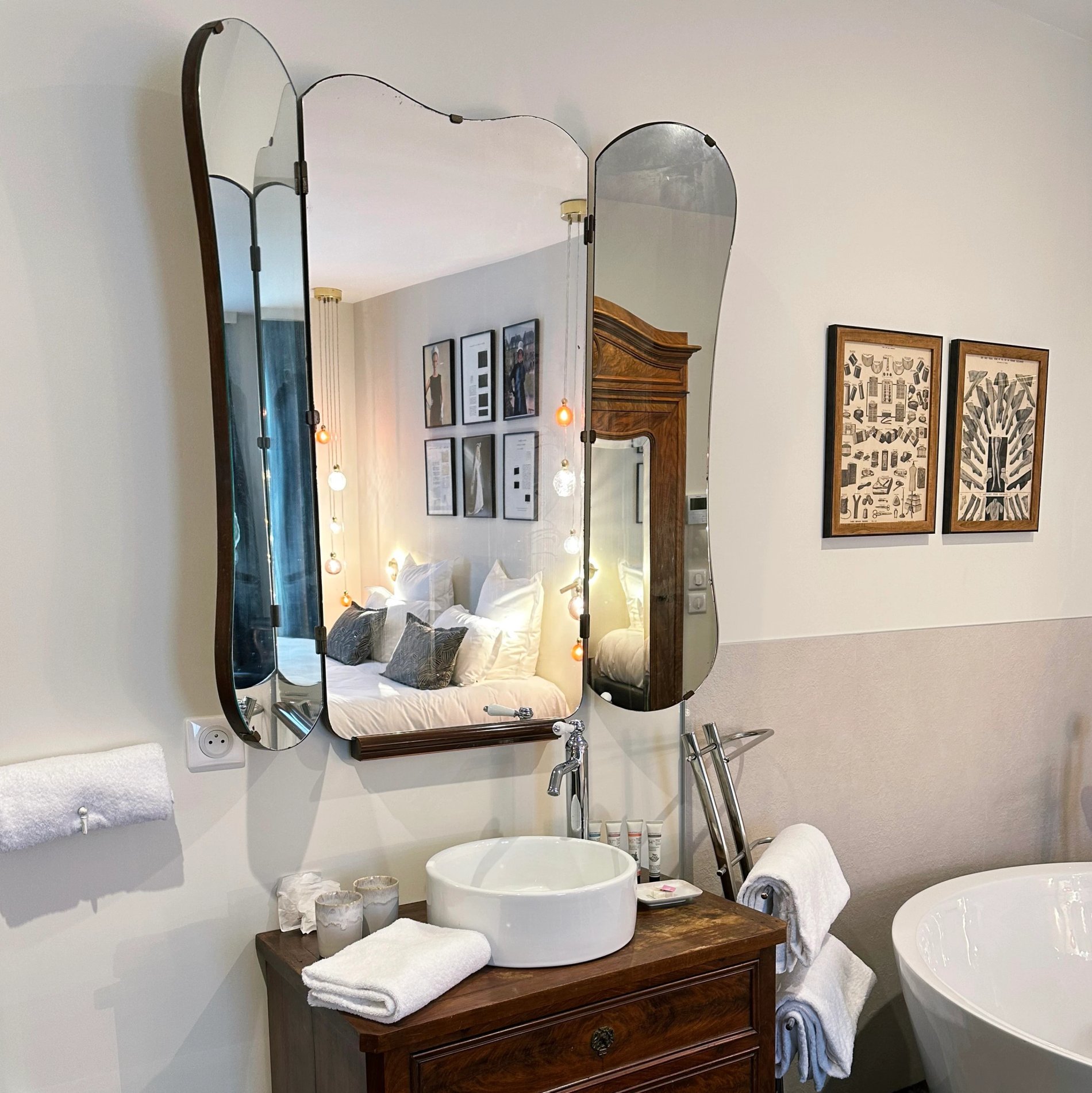 d7a3dc82-006d-40f4-b61d-cf79d57bd81b