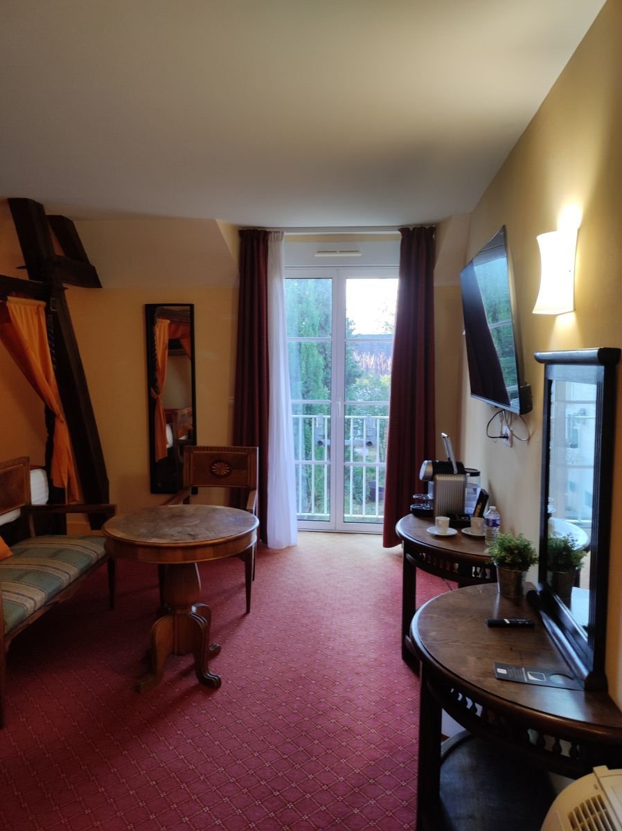 d7b6a83d-d685-4256-aa8c-5c7cf7c18c7b