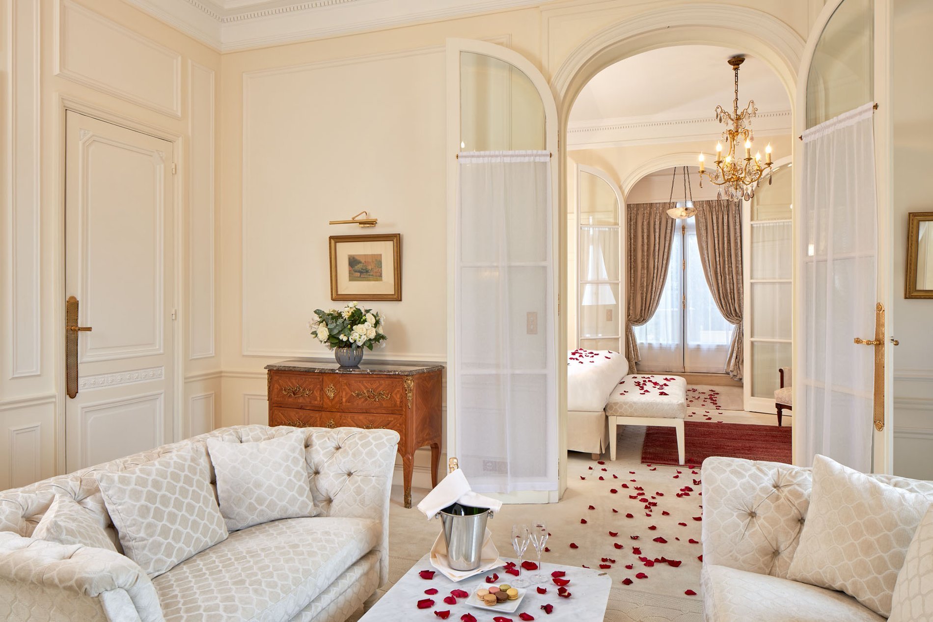 Hôtel Raphael Paris Suites luxueuses