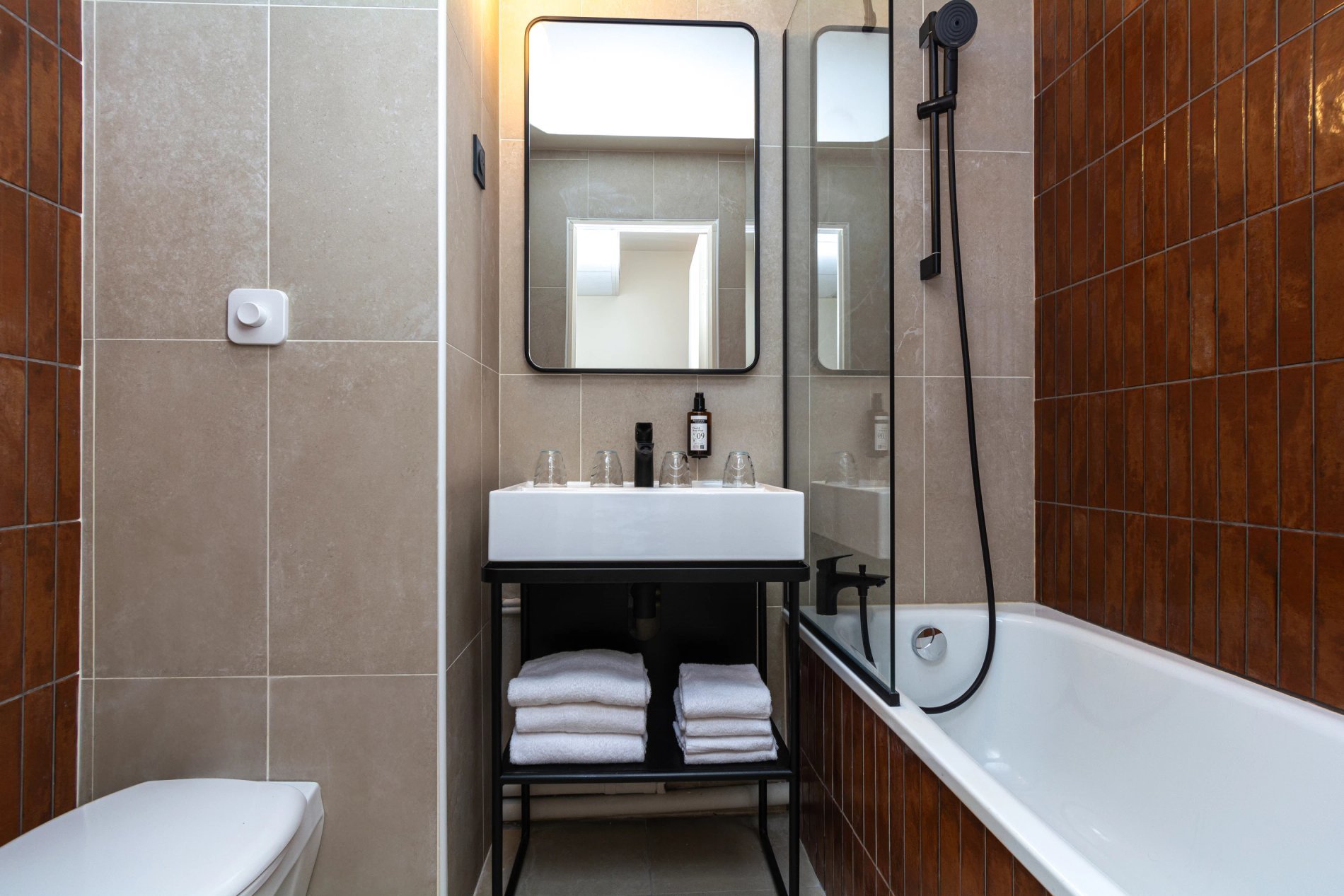 d829c528-131b-459e-ba25-1de0240c6e8a