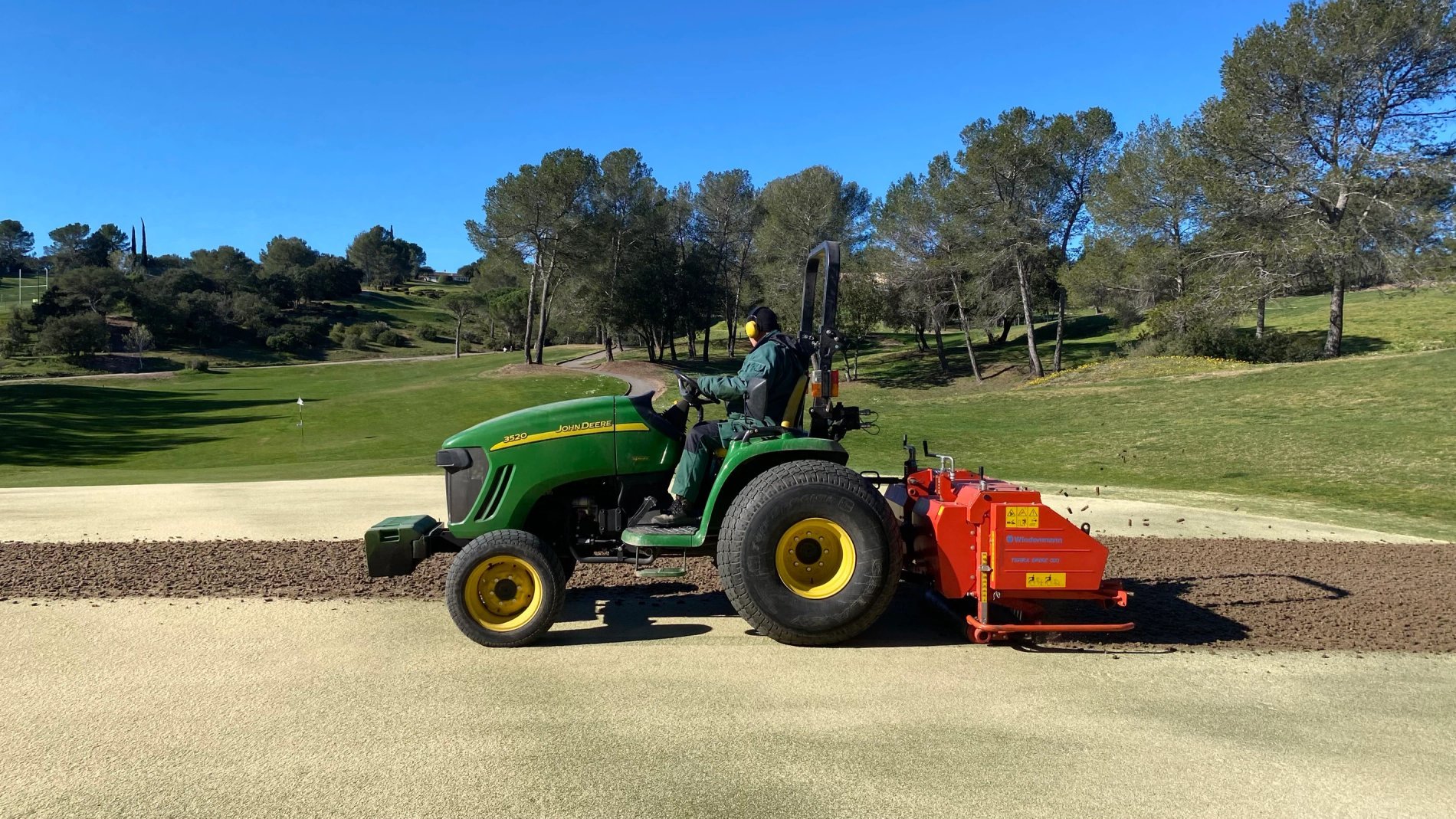 d864a125-ba57-45c3-9806-2de027aacacb