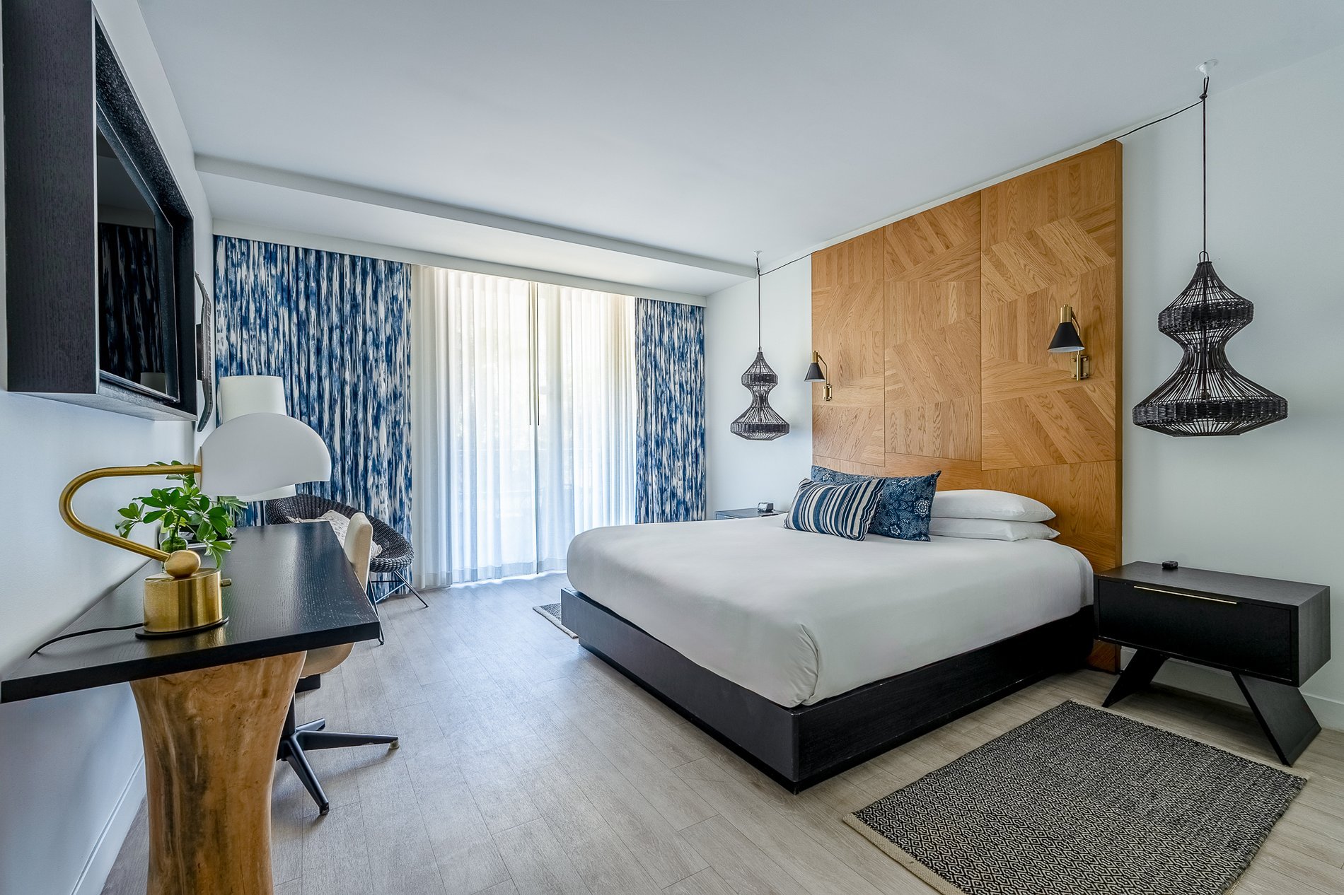 Hotel Room South Beach Miami - Deluxe Room - Angler's Hotel