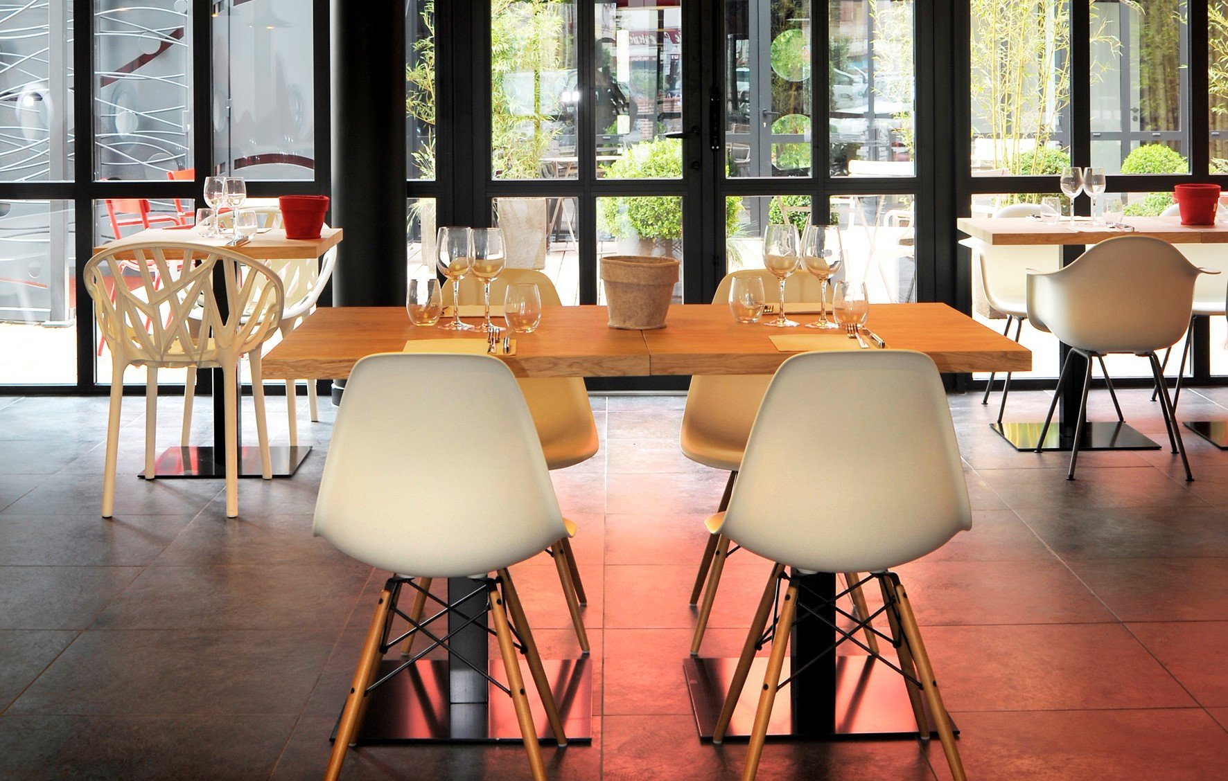 d8f9ce81-03d7-4c8e-bea9-7643c95291f9