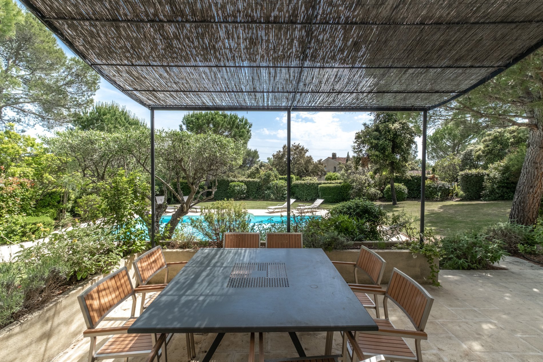 d9706bdf-779f-407f-bf20-bb785b7912a0