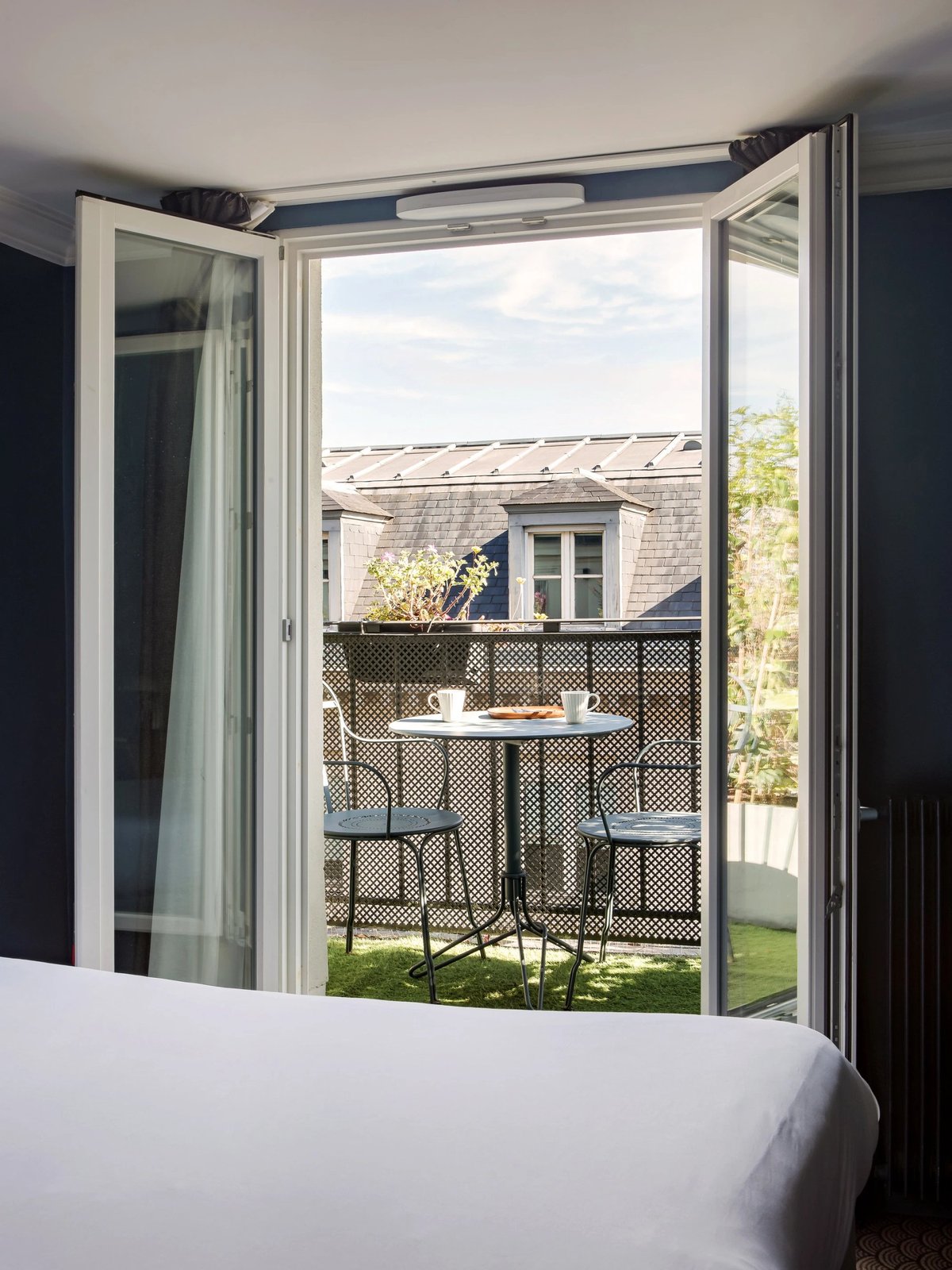 Hôtel Paradis, 