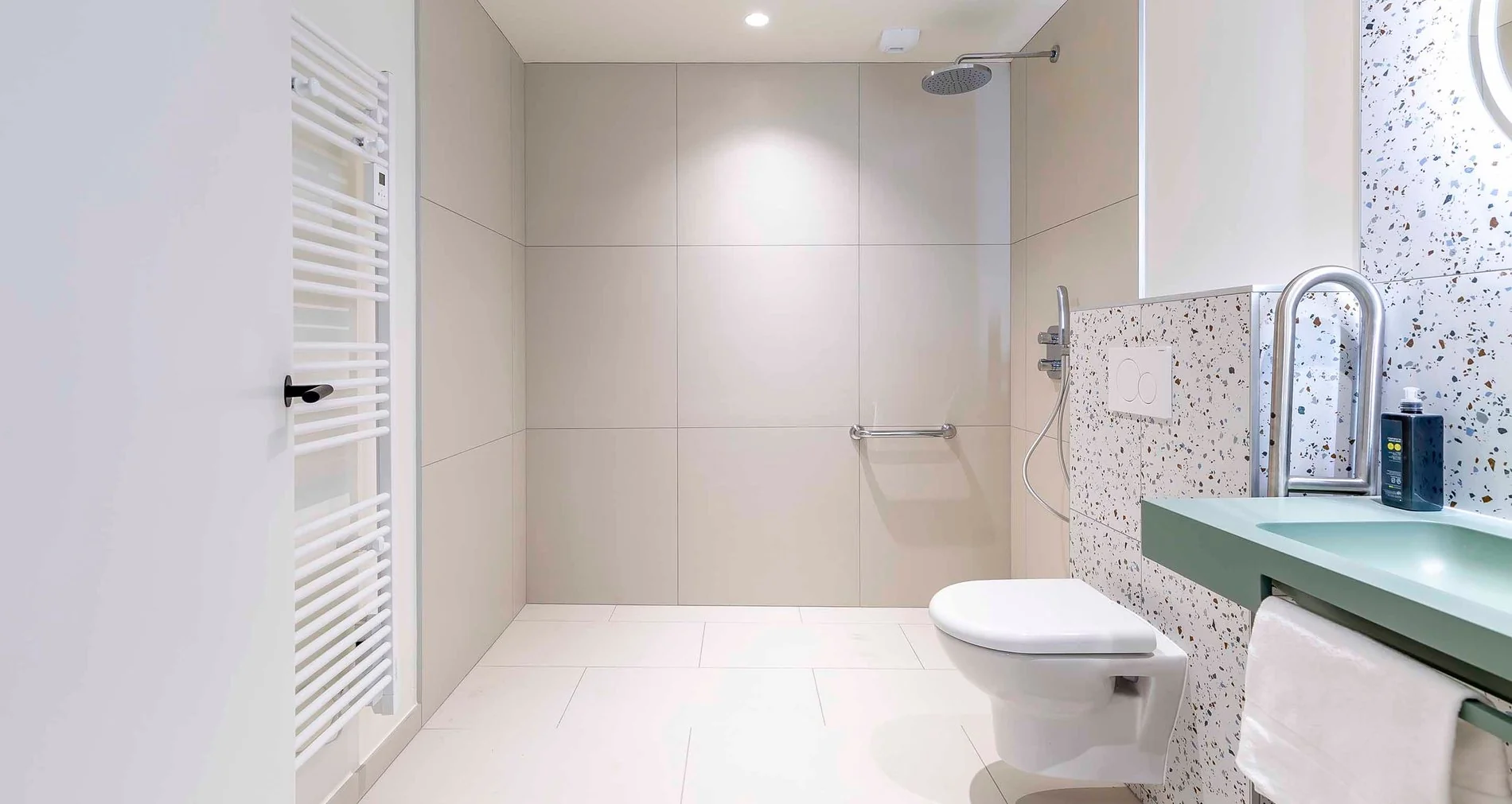 da9cbc0e-f288-4576-afed-d12603225967