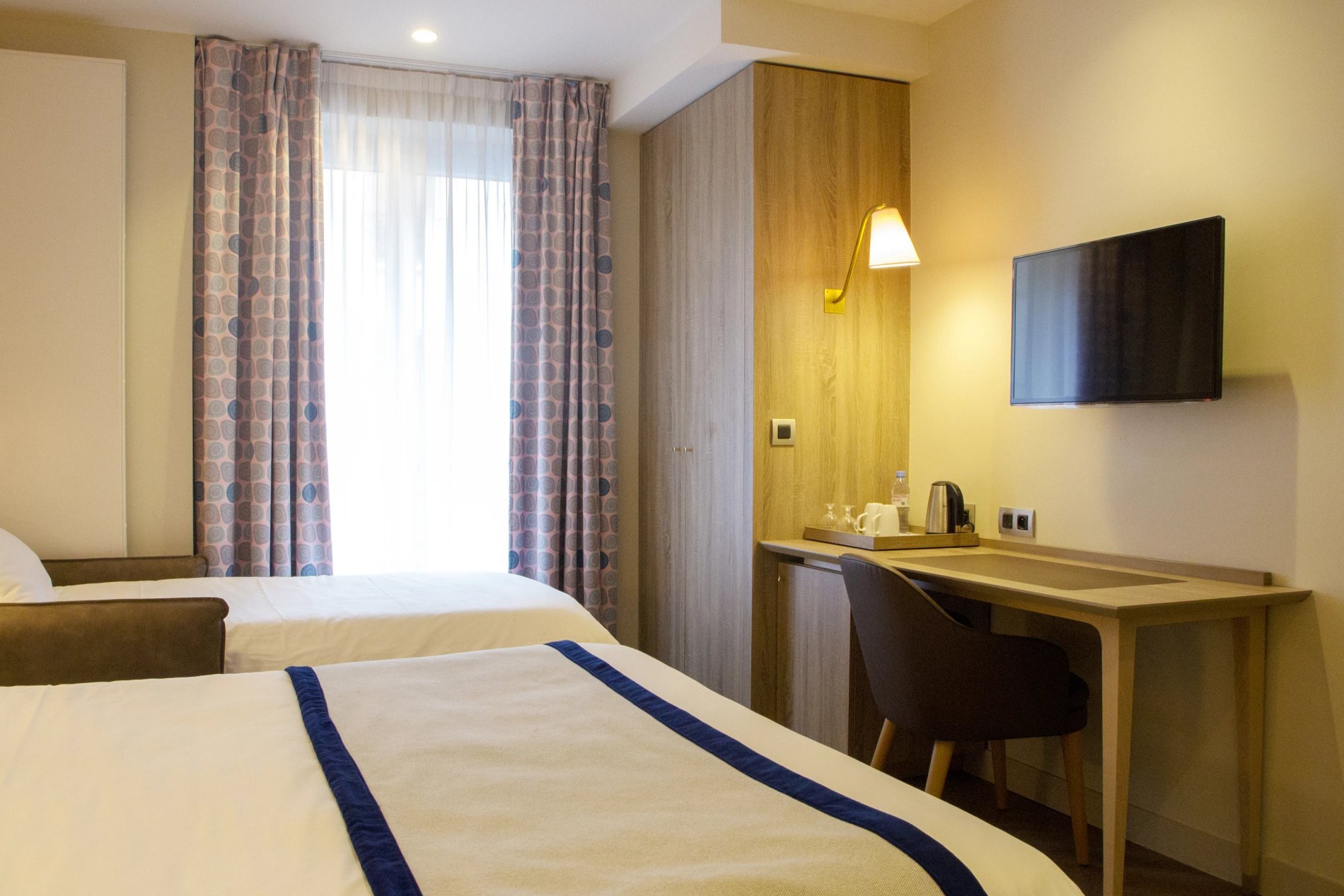 db8e1edc-a0c8-4848-94ee-ab5554467e0e