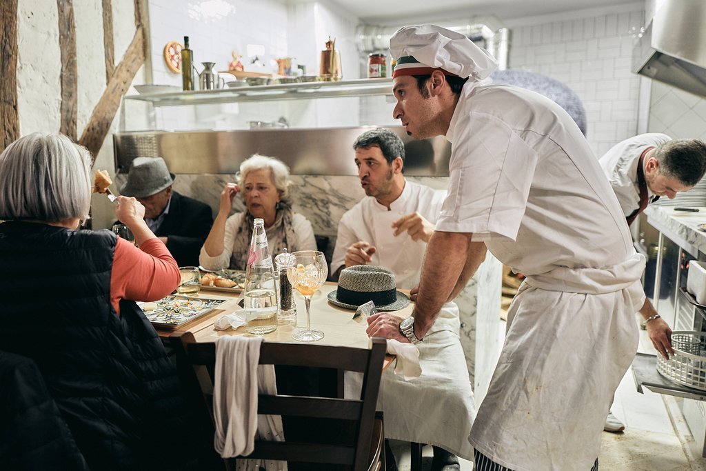 Massimo und Michele im Caffè Concerto, einem italienischen Restaurant nahe dem Hôtel Gramont