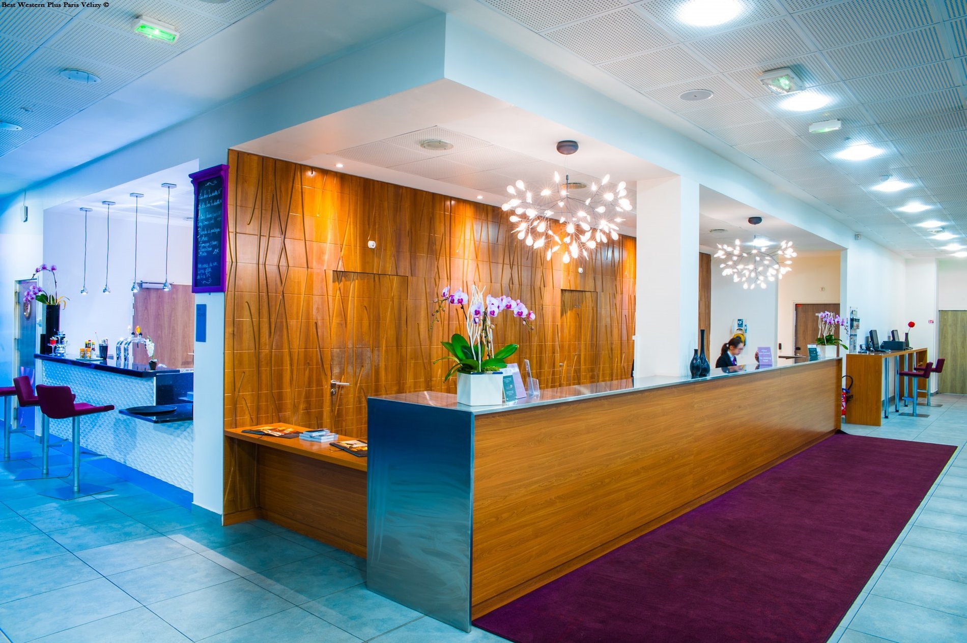 Best Western Plus Paris Vélizy salle de restaurant Double V