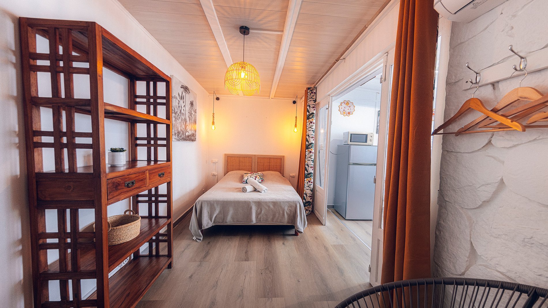 dca614ca-09bc-4458-81ea-cad2ef77225a