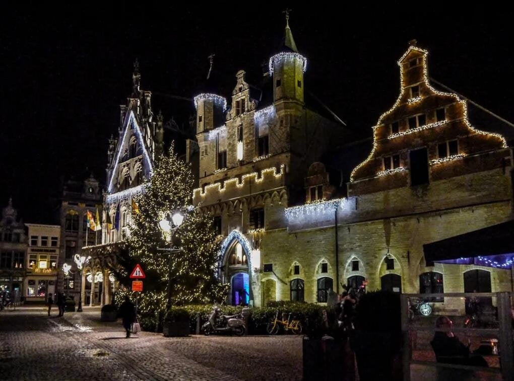 dcb1d909-42a6-44d6-8cf2-2e0b7c913a9d