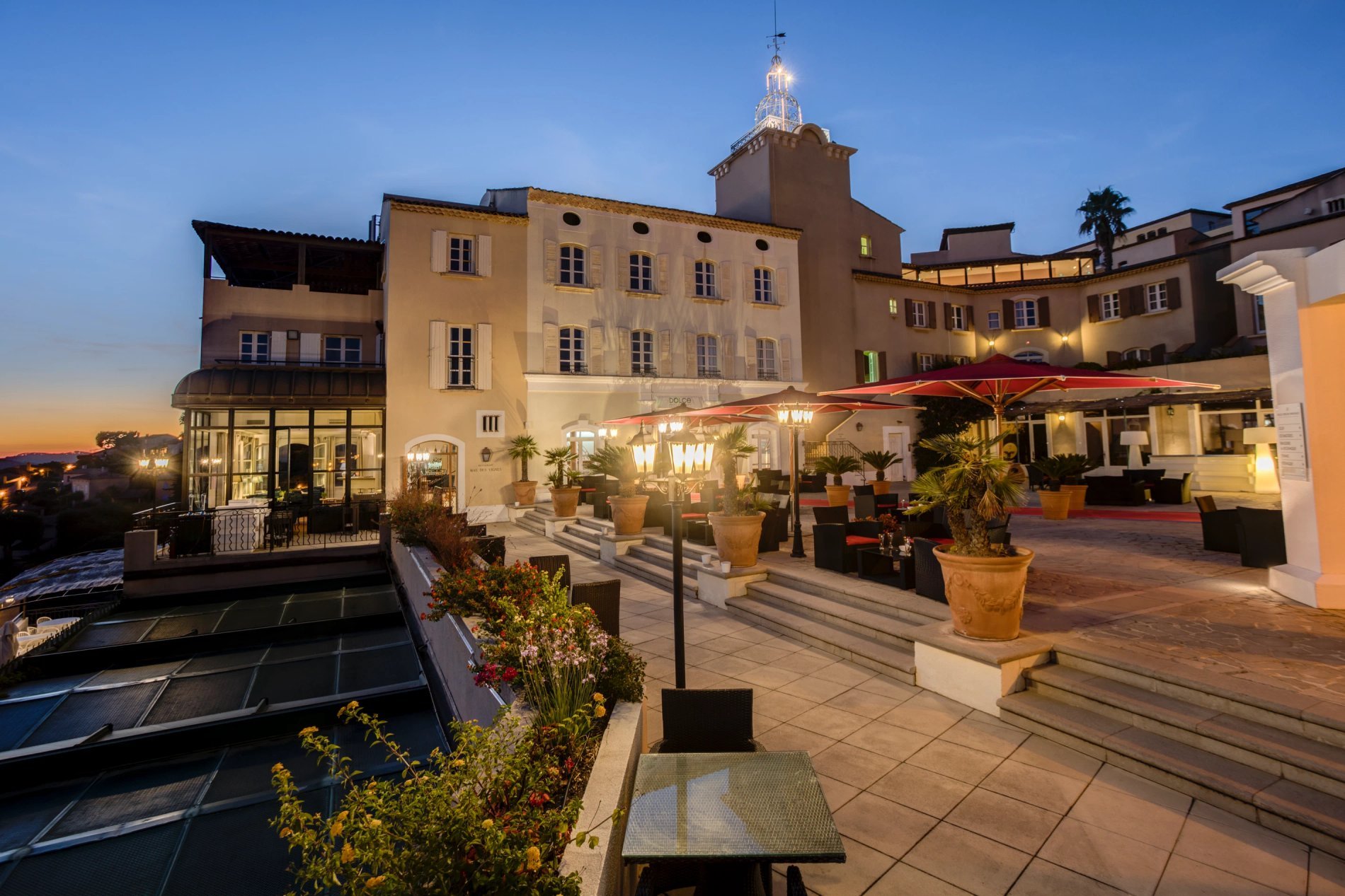 dcef7650-e882-4394-8597-cbf345f6975a