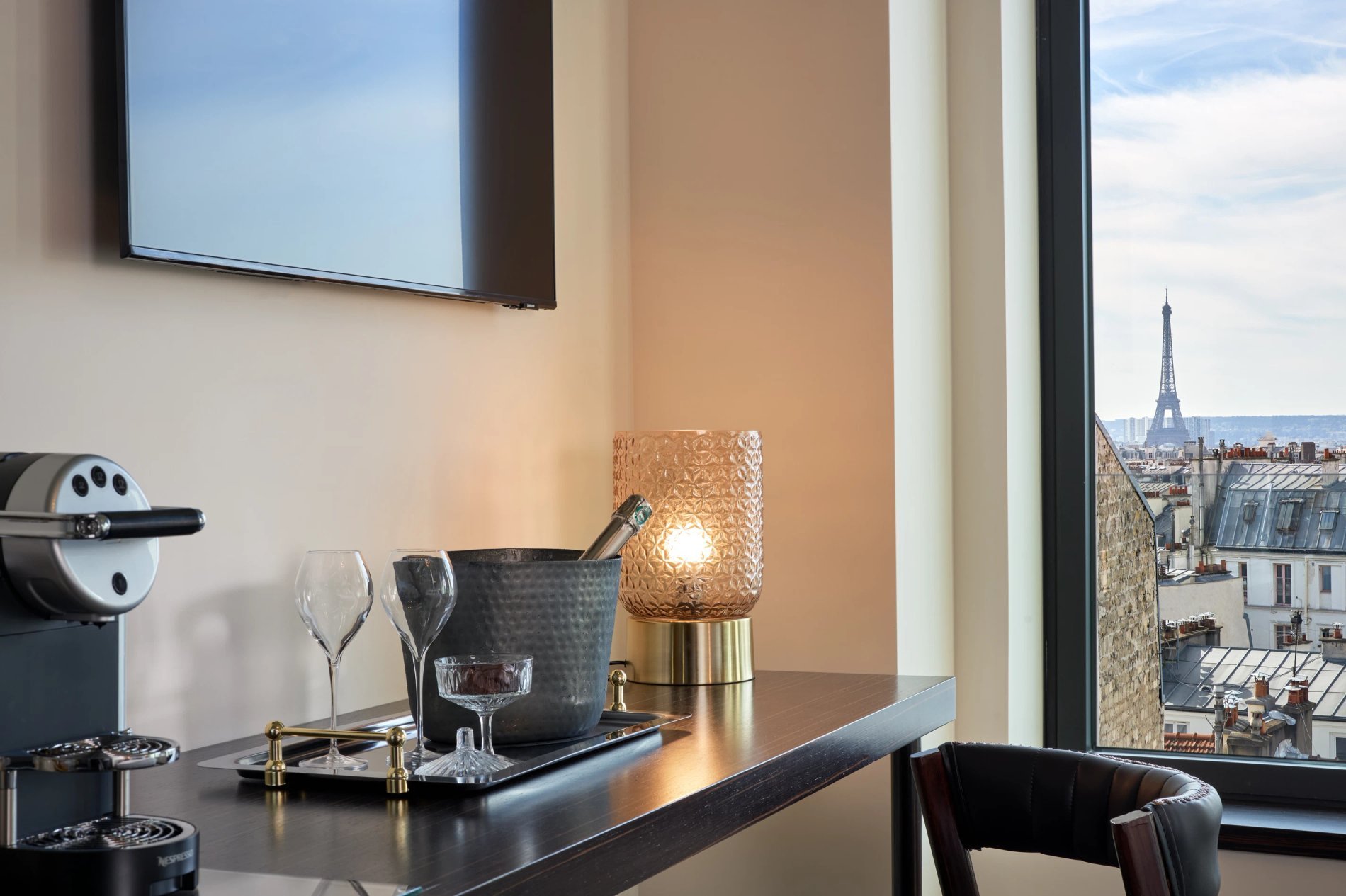 Maison Cassandre | Chambre premium Tour Eiffel