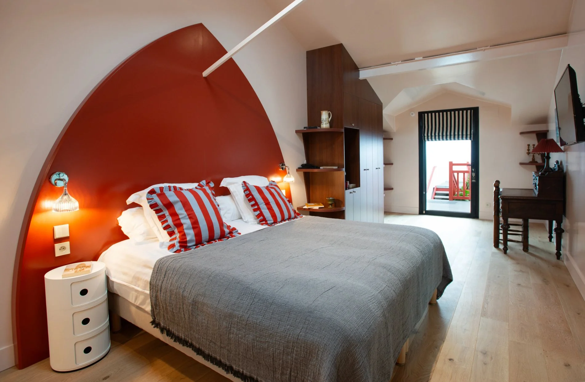 dd9cb789-a8a4-47af-8278-5916c8023e02