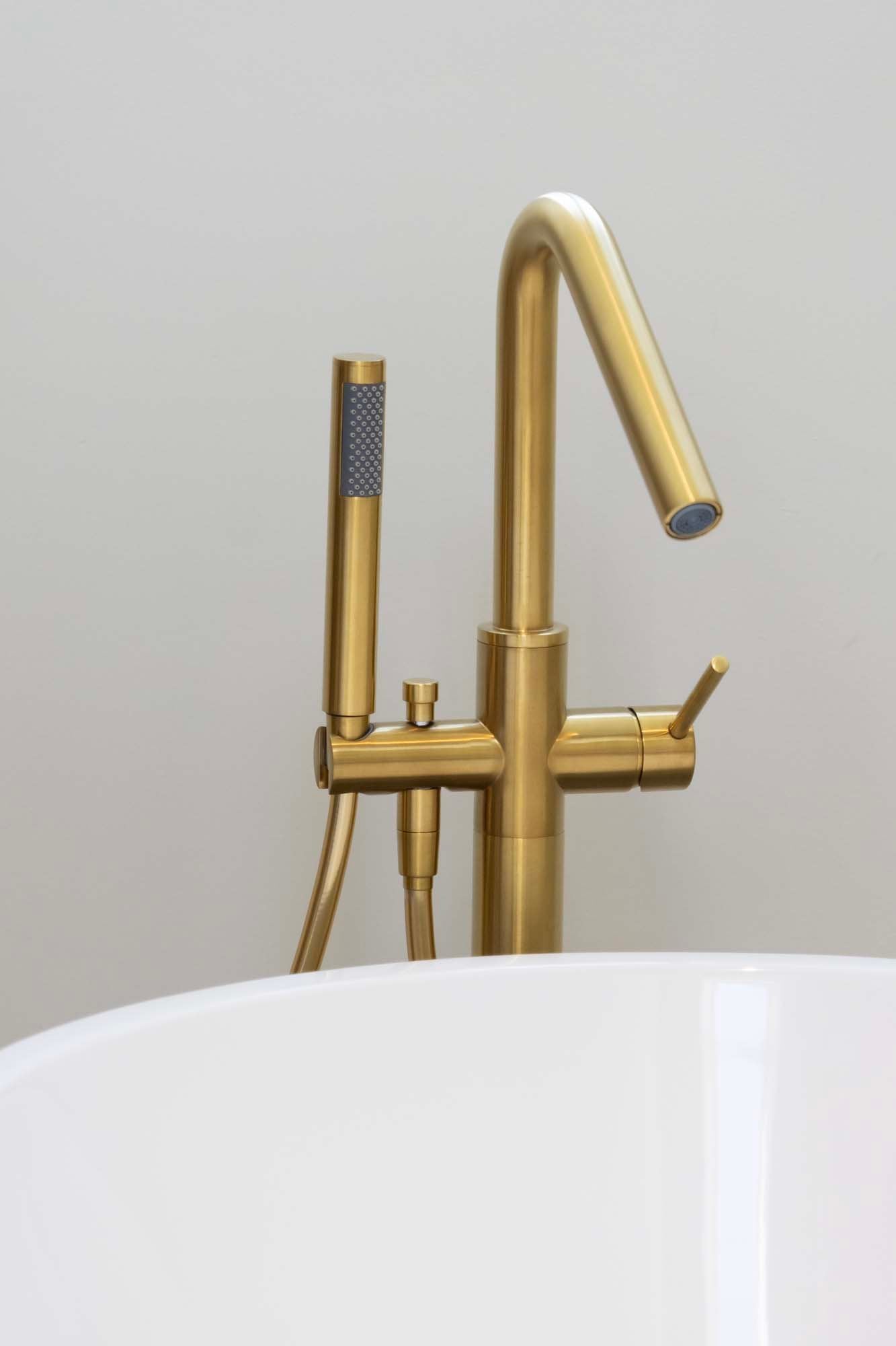 de8002f0-03c7-4166-8b11-15f4b9a3167c